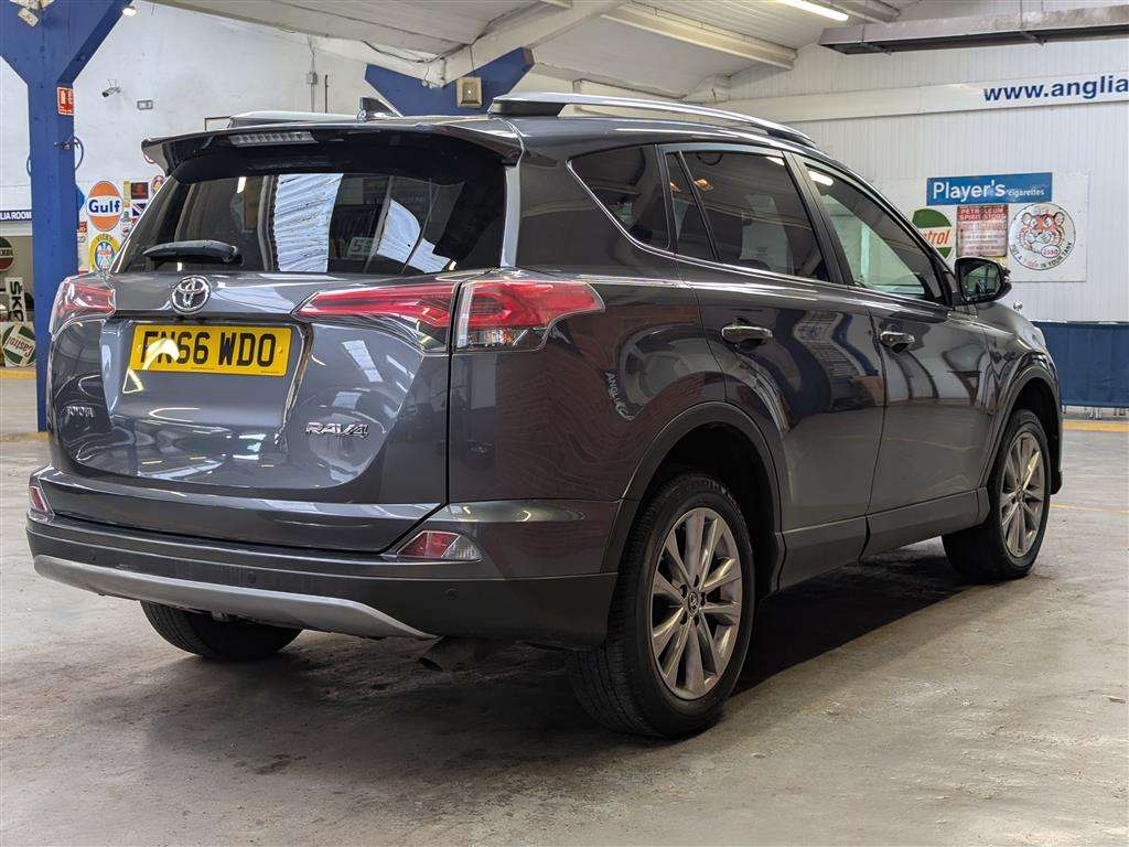 <p>2016 TOYOTA RAV4 EXCEL TSS D-4D 4X2</p>