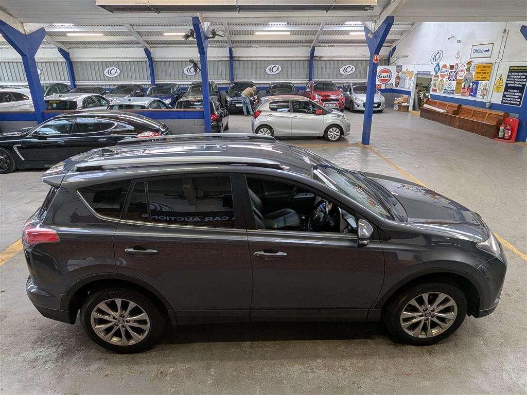 <p>2016 TOYOTA RAV4 EXCEL TSS D-4D 4X2</p>