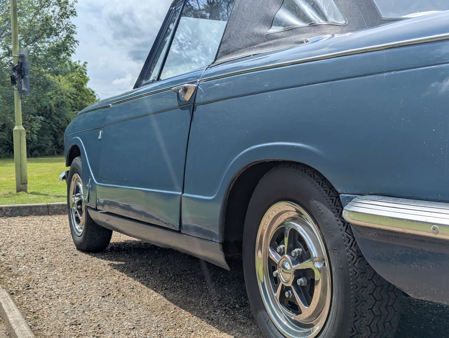 <p>1968 TRIUMPH VITESSE 2.0 CONVERTIBLE</p>