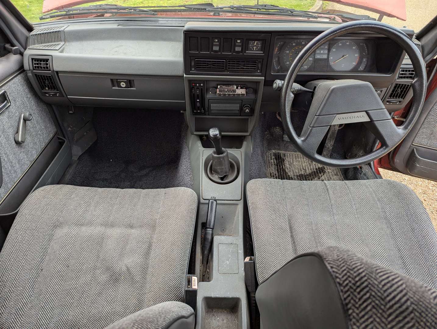 <p>1983 VAUXHALL CARLTON S</p>
