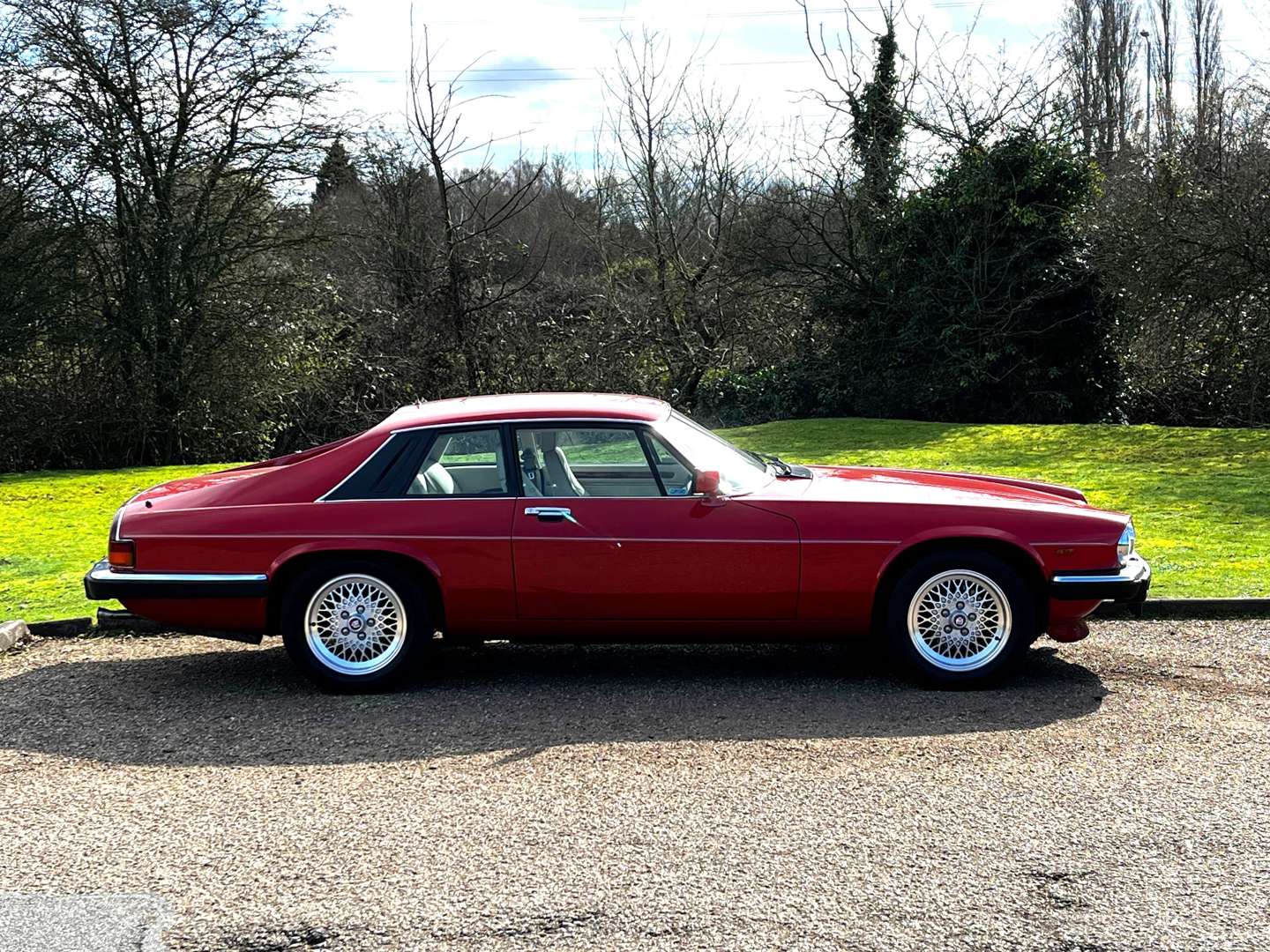<p>1991 JAGUAR XJ-S 5.3 V12 HE AUTO “LE MANS V12” EDITION</p>