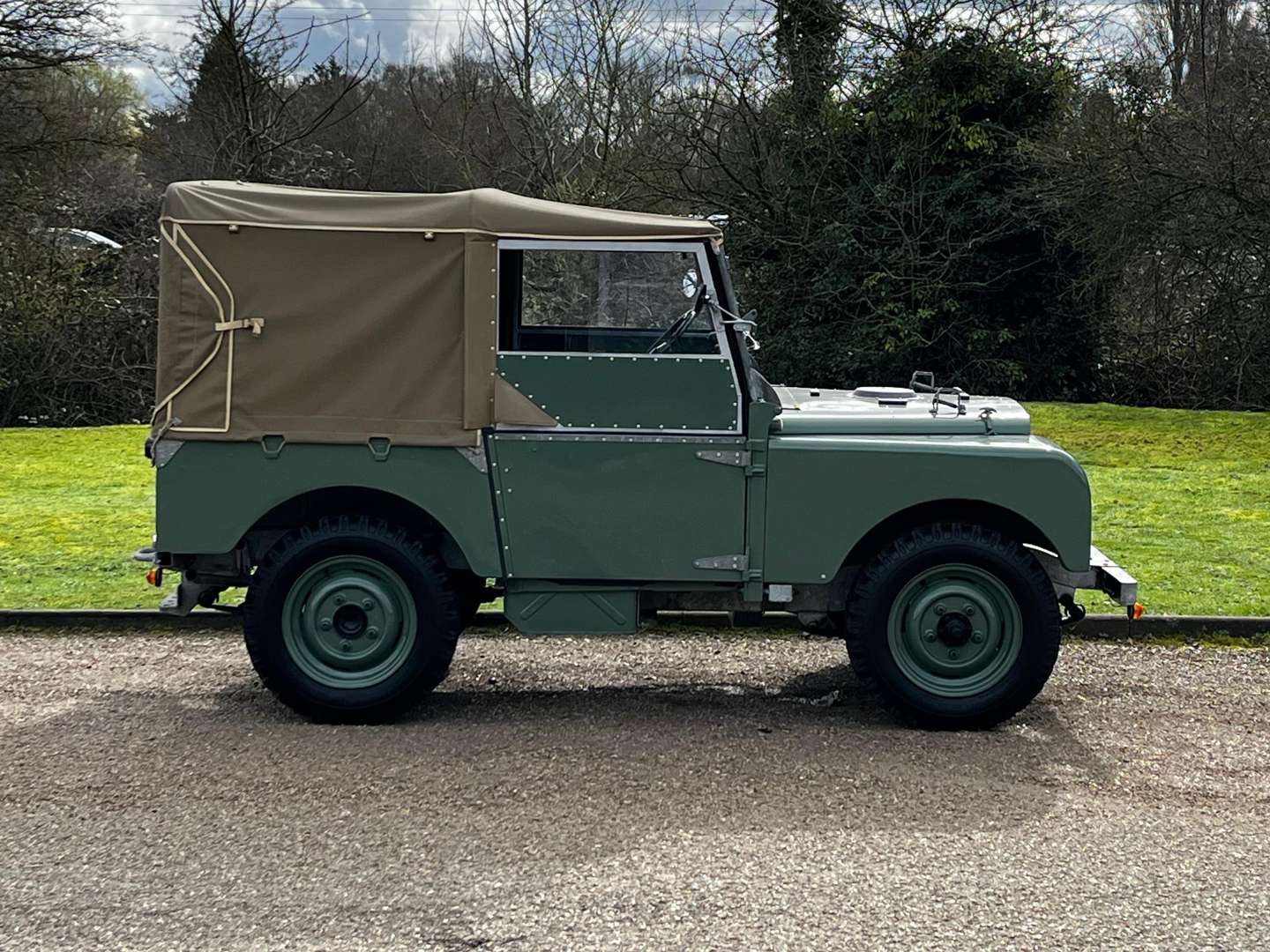 <p>1949 LAND ROVER SERIES I</p>