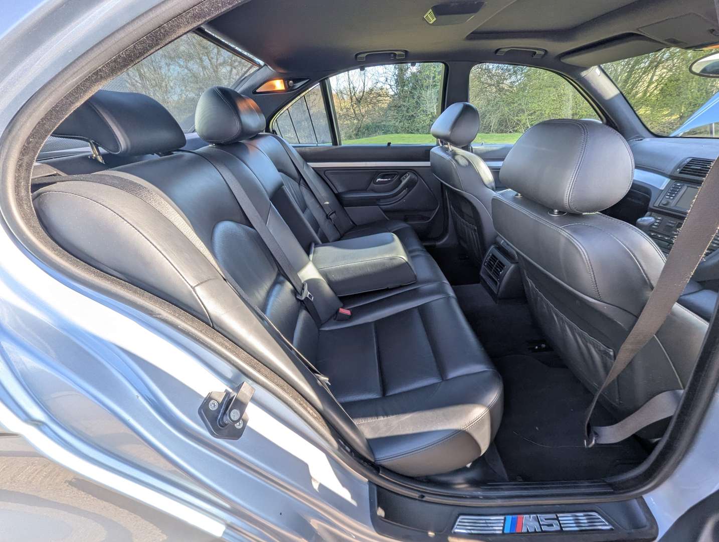 <p>2001 BMW M5 E39</p>