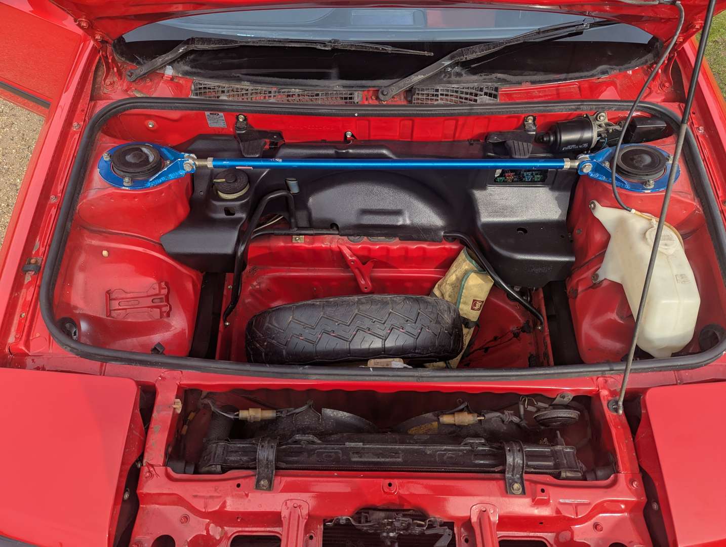 <p>1984 TOYOTA MR2 AW11 MKI</p>