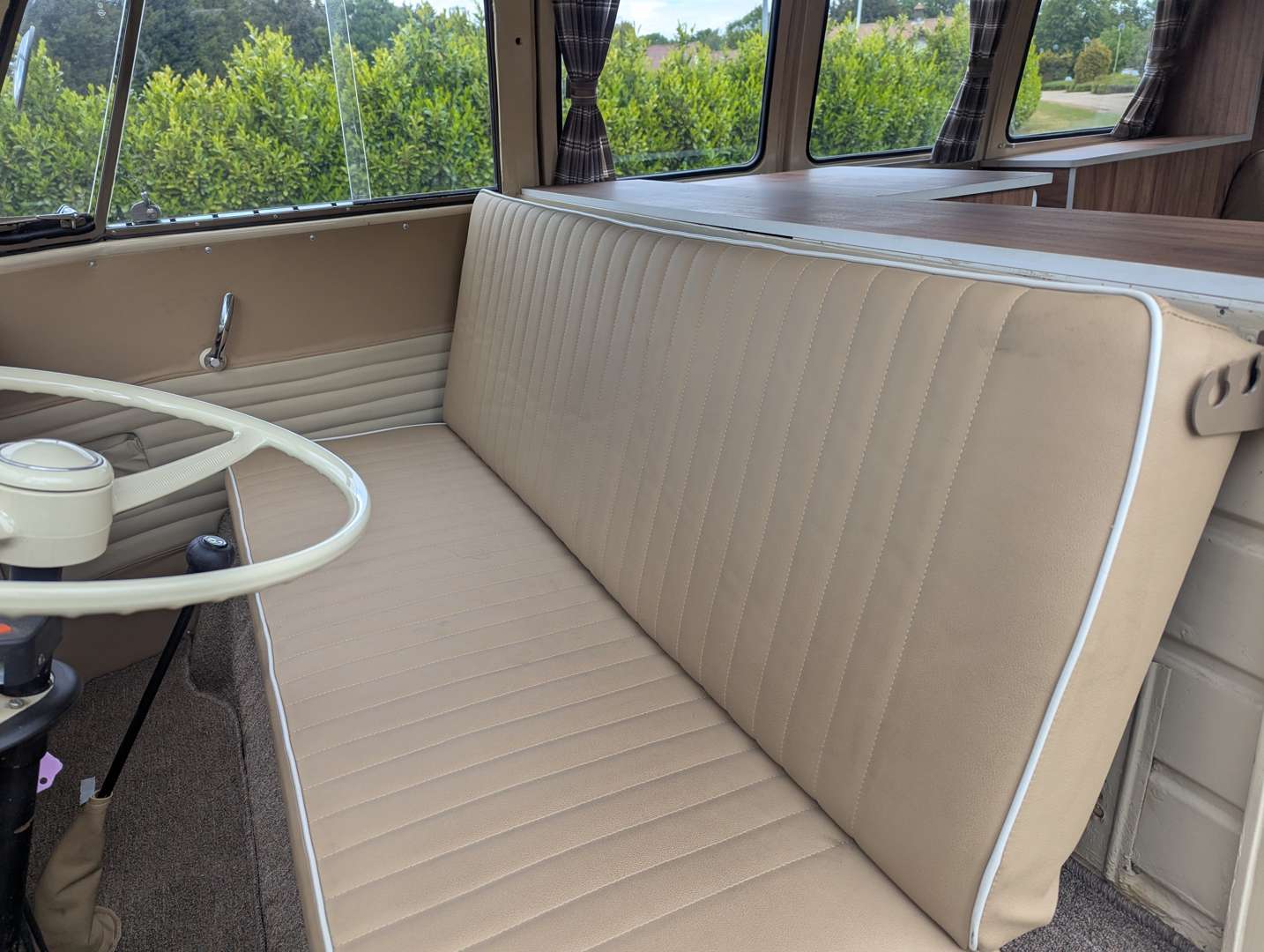 <p>1975 VW T2 CAMPER LHD</p>