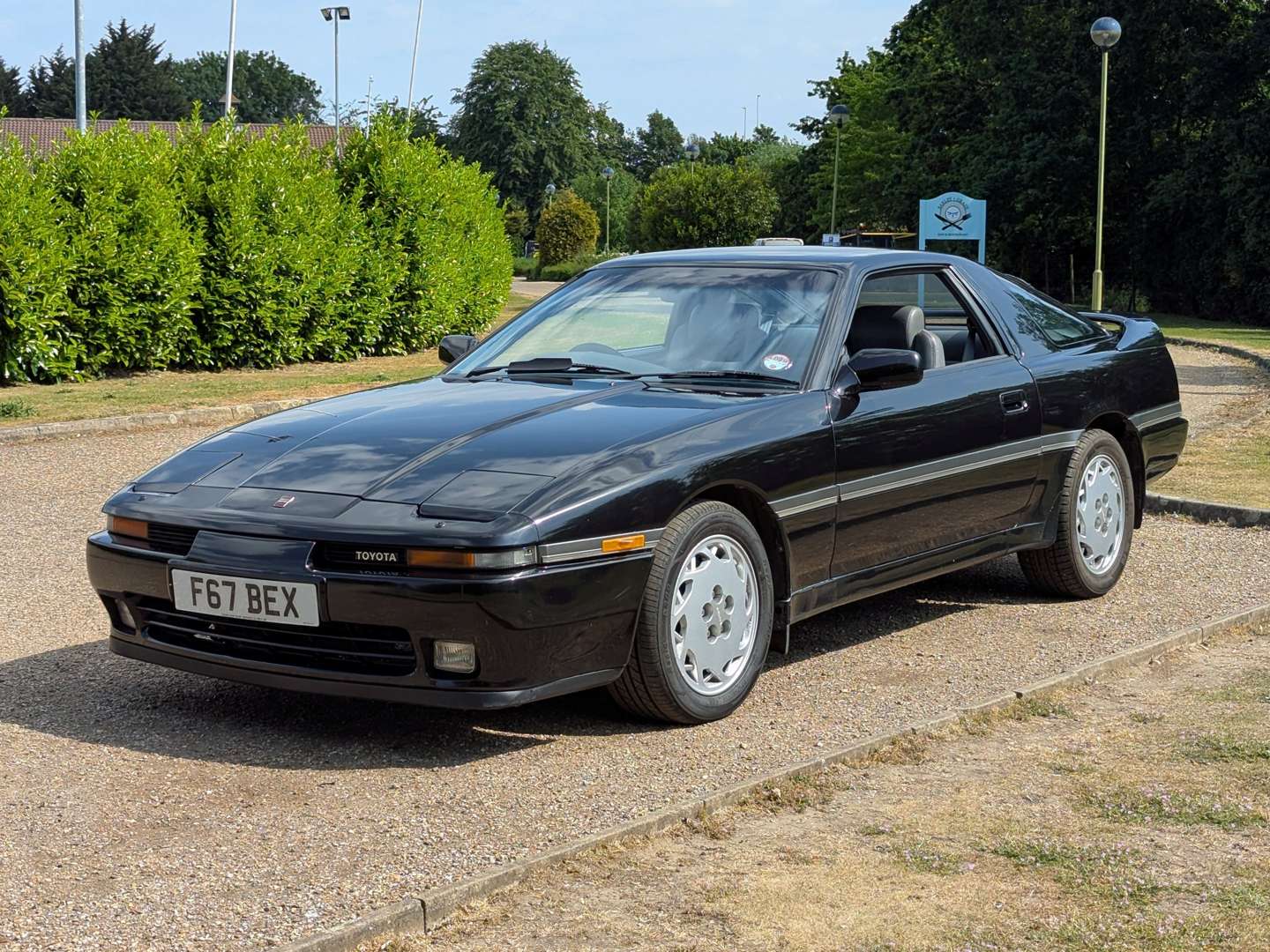 <p>1989 TOYOTA SUPRA A70 3.0 MANUAL</p>