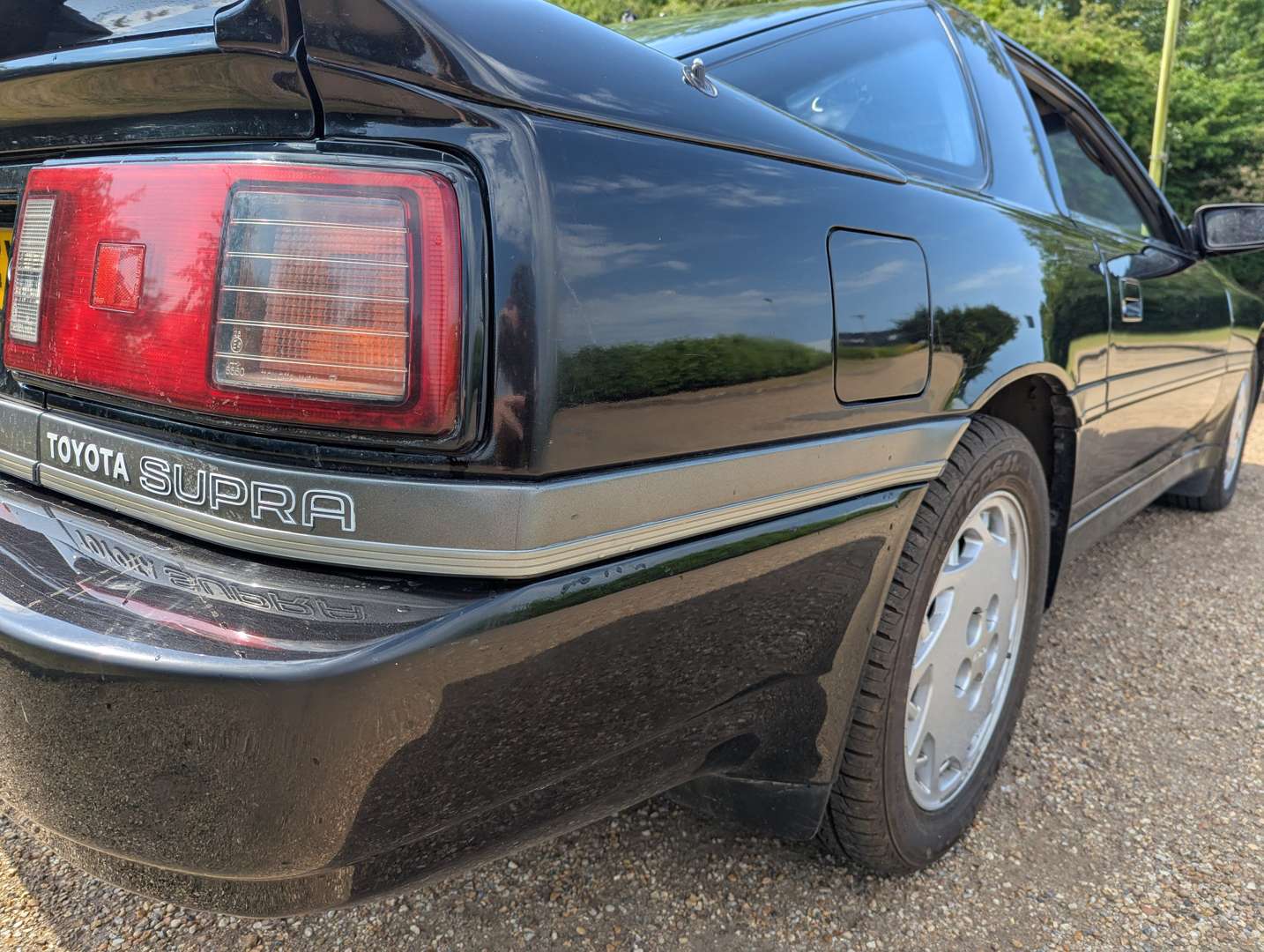 <p>1989 TOYOTA SUPRA A70 3.0 MANUAL</p>