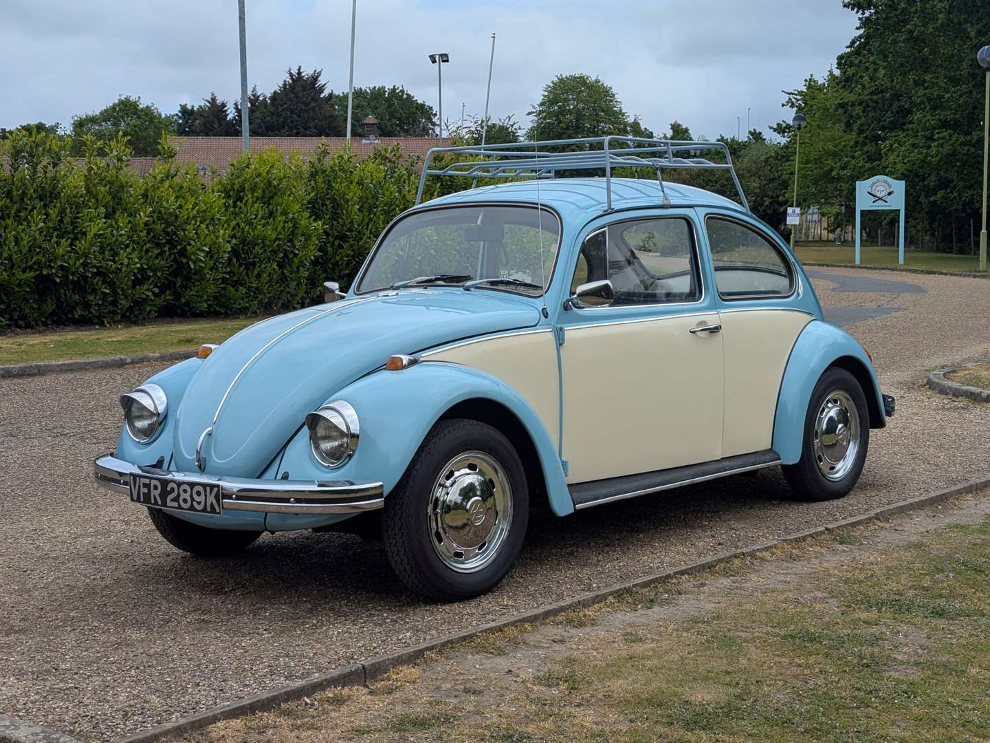 <p>1971 VW BEETLE 1300</p>