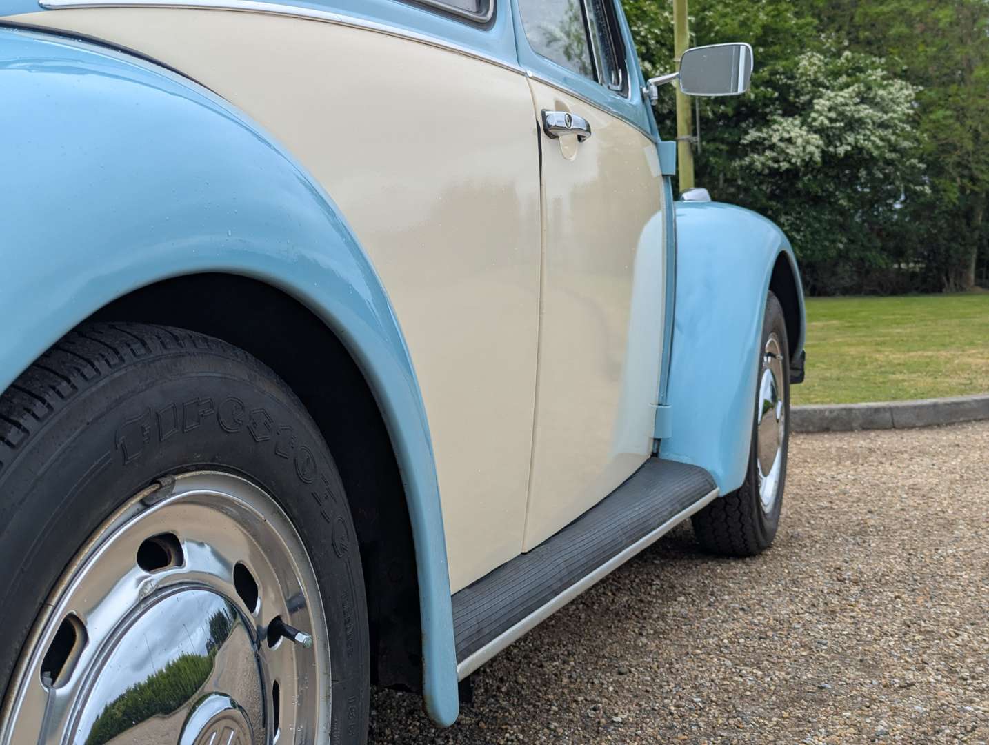 <p>1971 VW BEETLE 1300</p>