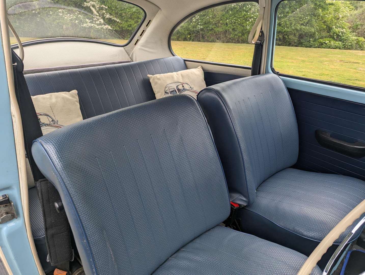 <p>1971 VW BEETLE 1300</p>