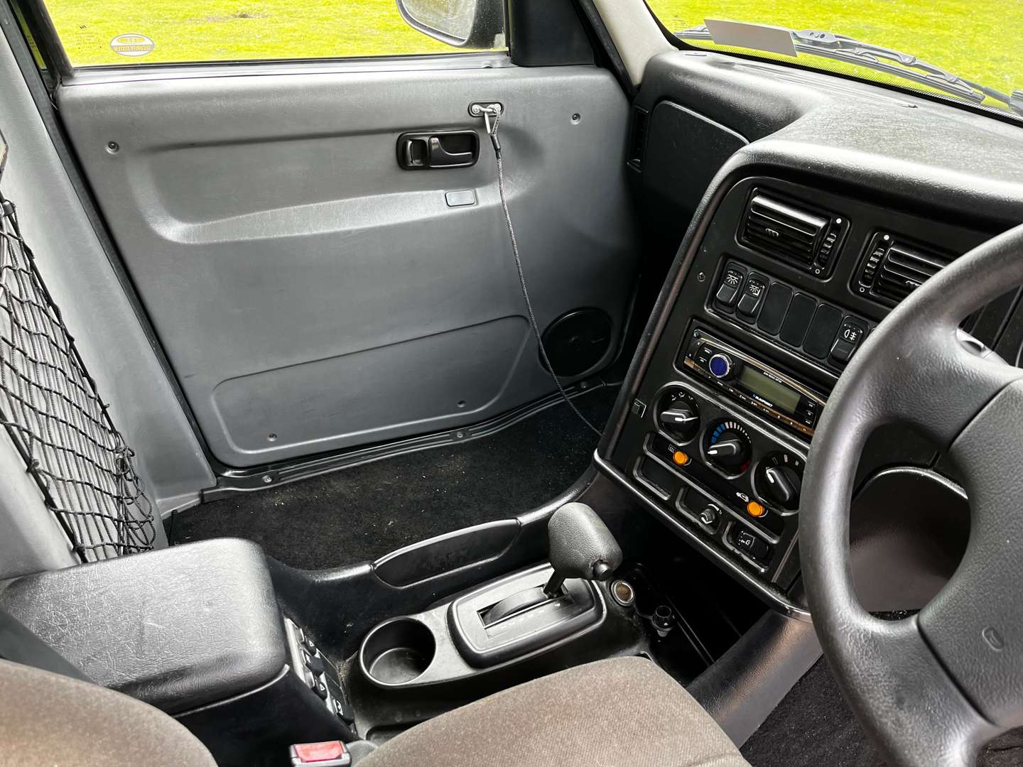 <p>2009 LONDON TAXI</p>