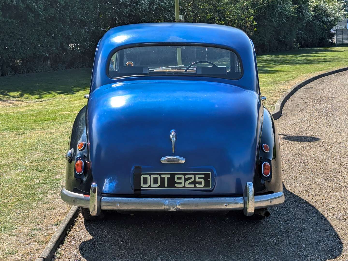 <p>1954 DAIMLER CONQUEST</p>