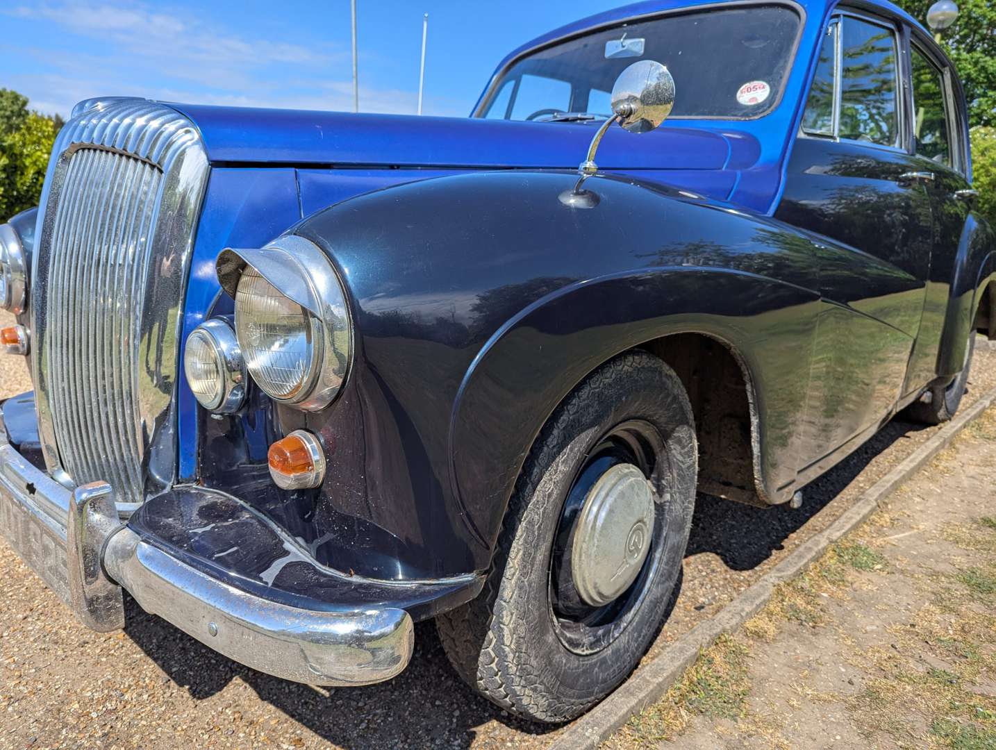 <p>1954 DAIMLER CONQUEST</p>