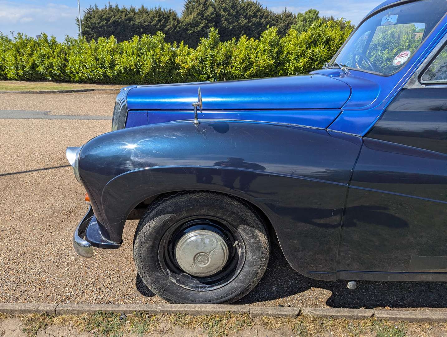 <p>1954 DAIMLER CONQUEST</p>