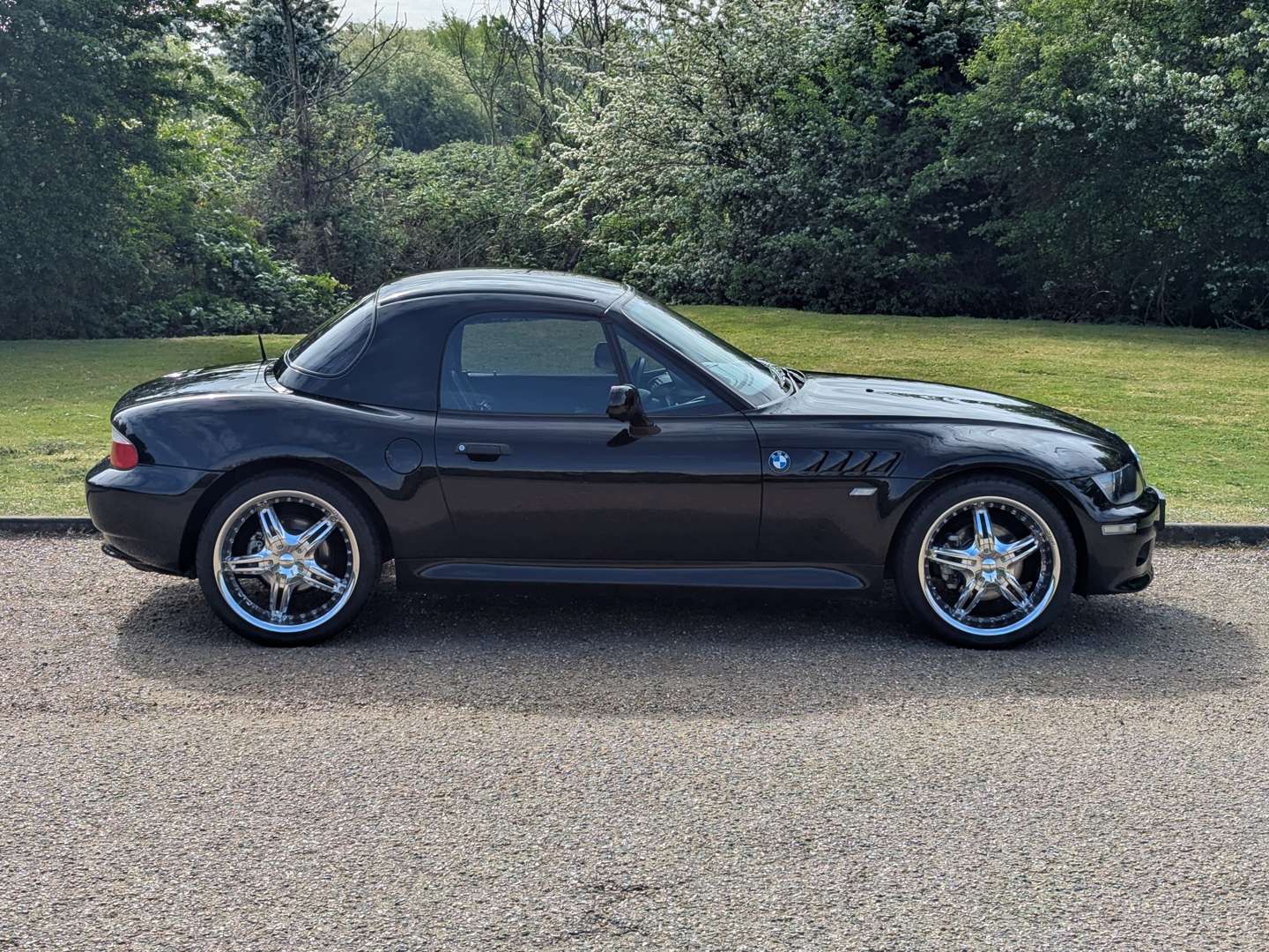 <p>2001 BMW Z3 2.2</p>