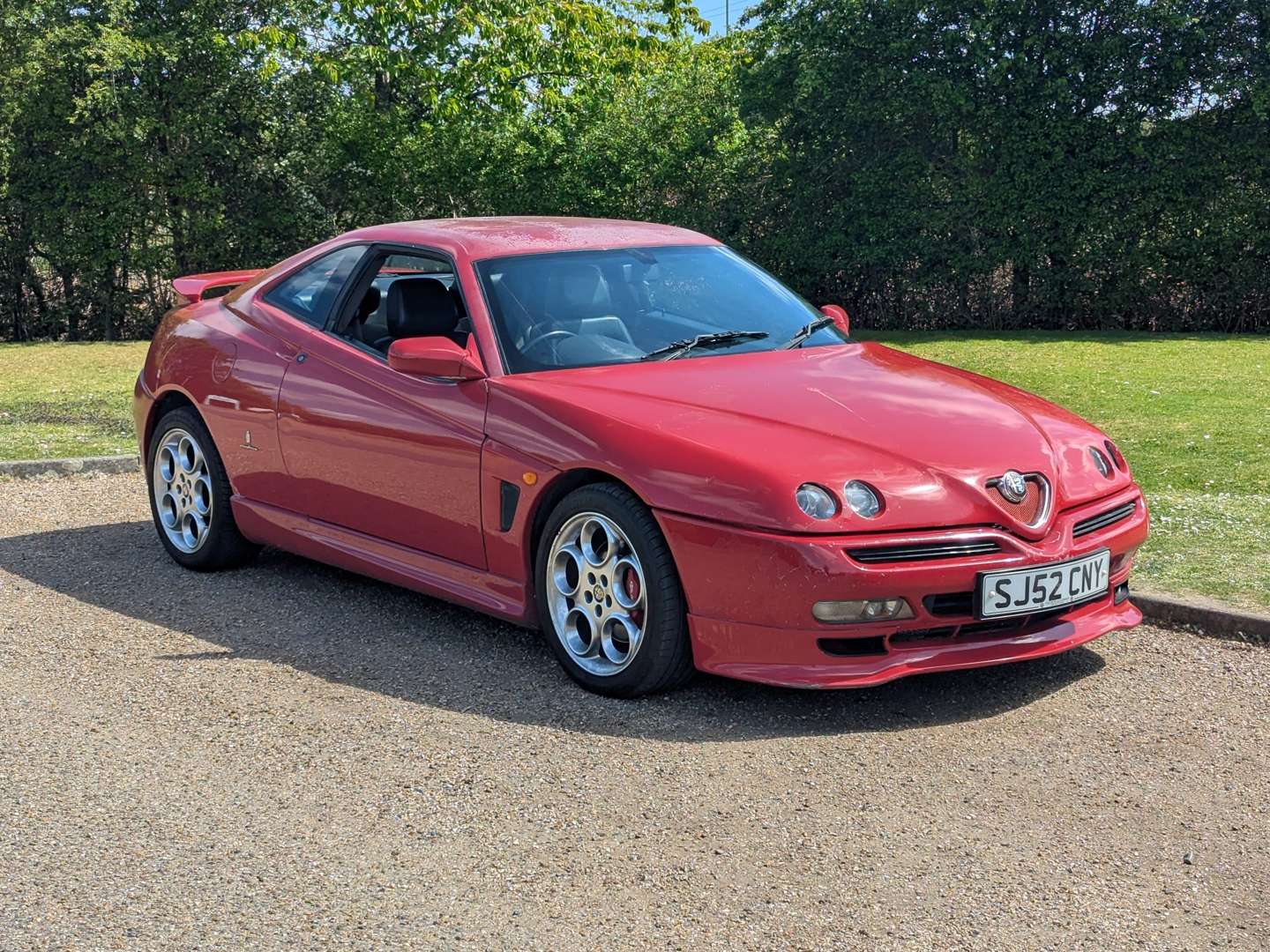 <p>2002 ALFA ROMEO GTV CUP</p>