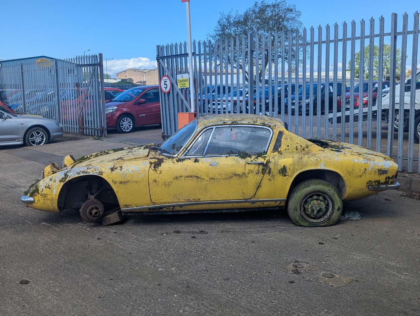 <p>1973 LOTUS ELAN 2+2 130</p>