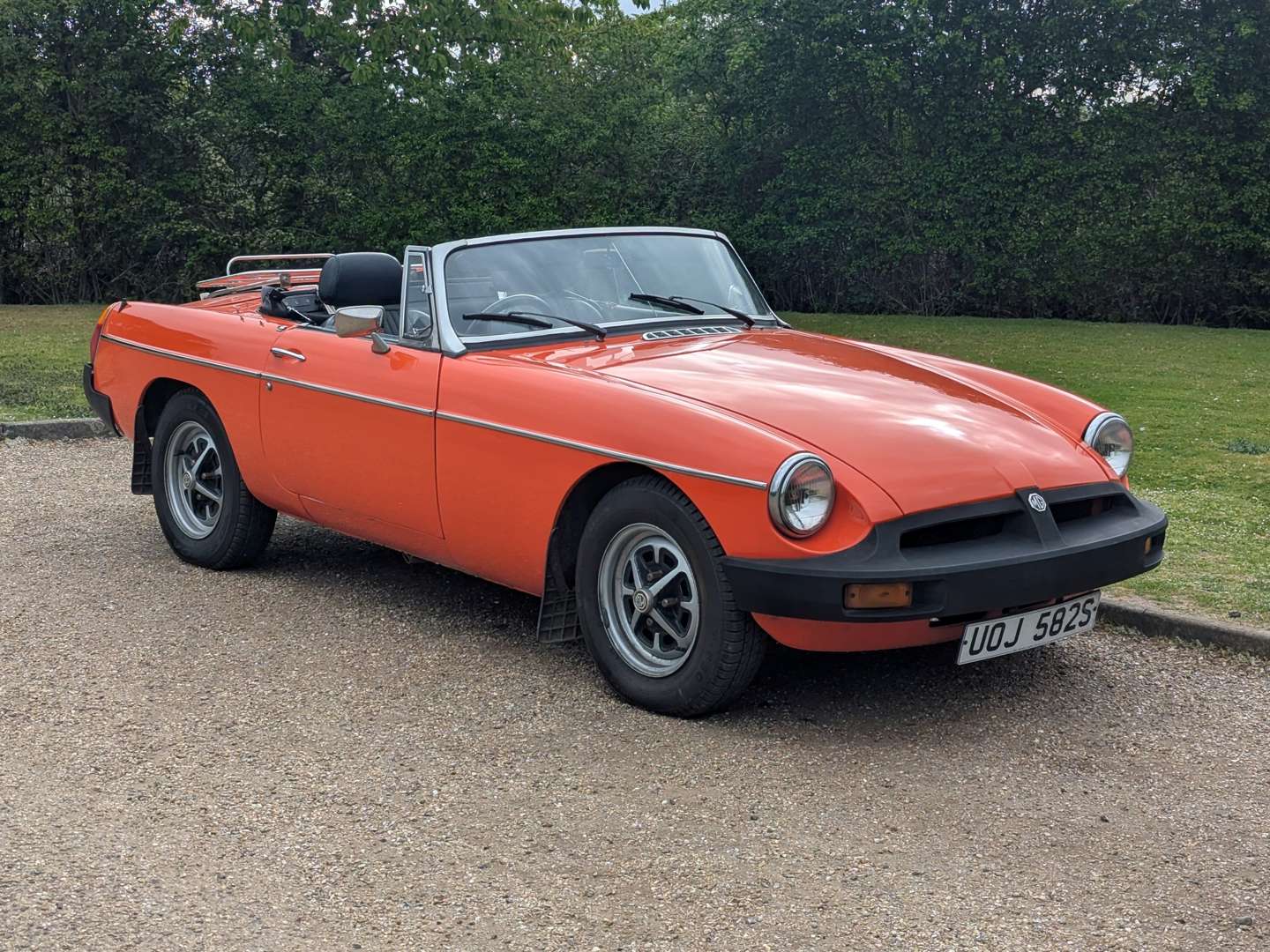 <p>1978 MG B ROADSTER</p>