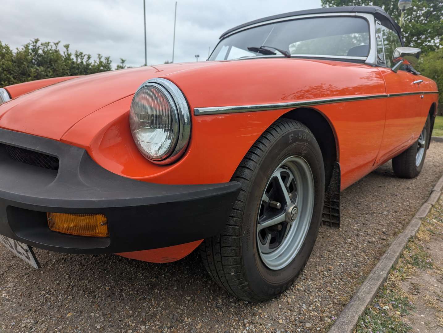 <p>1978 MG B ROADSTER</p>