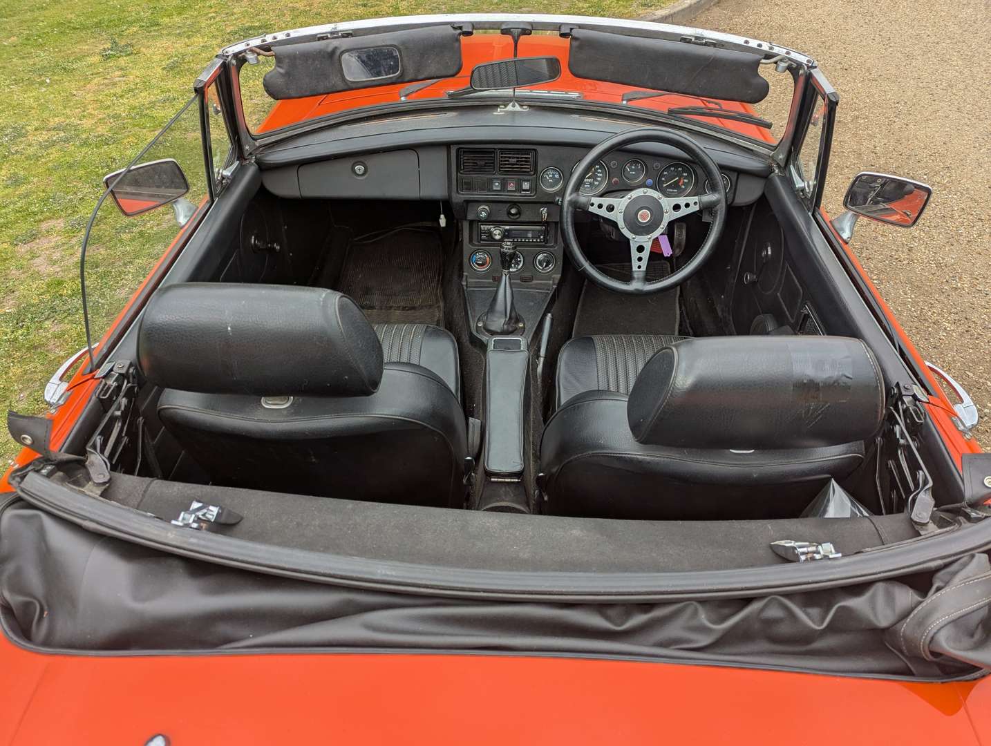 <p>1978 MG B ROADSTER</p>