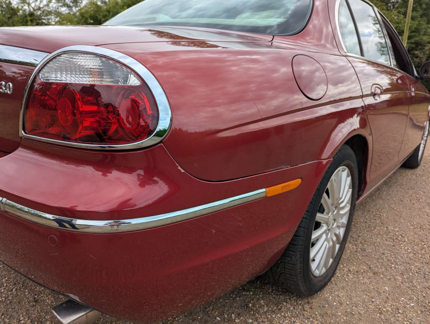 <p>2004 JAGUAR S-TYPE 3.0 V6 SE AUTO</p>