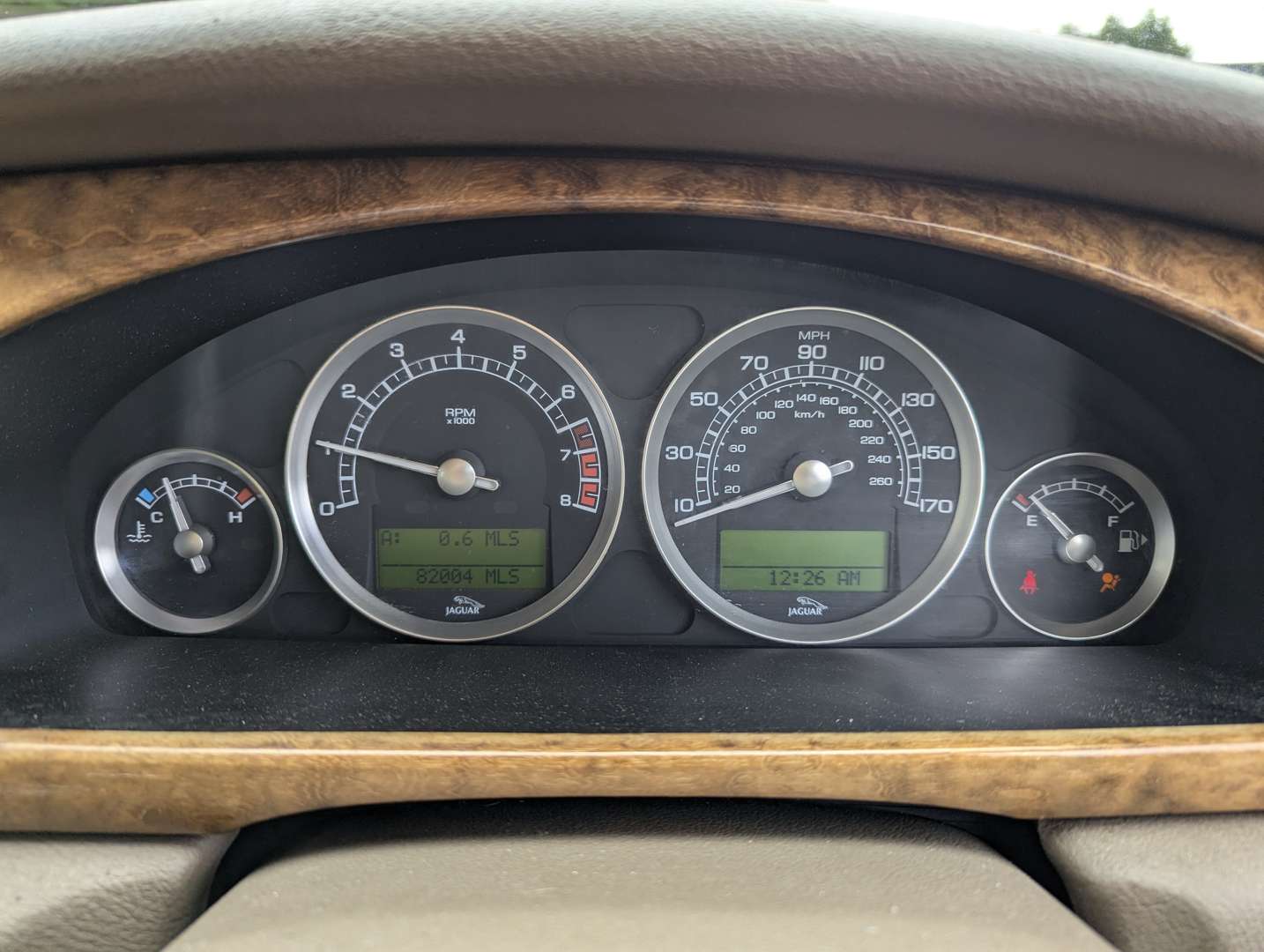 <p>2004 JAGUAR S-TYPE 3.0 V6 SE AUTO</p>