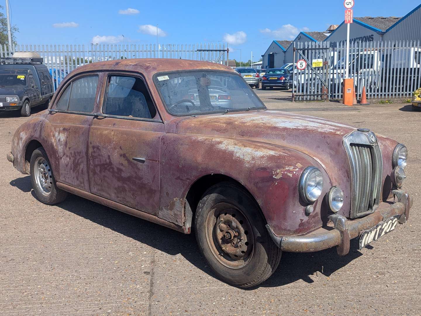 <p>1954 MG MAGNETTE ZA</p>