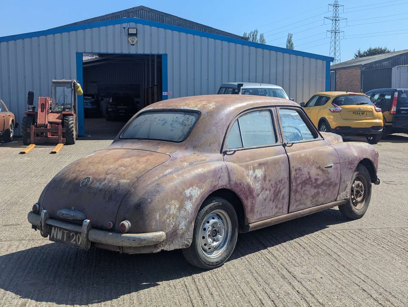 <p>1954 MG MAGNETTE ZA</p>