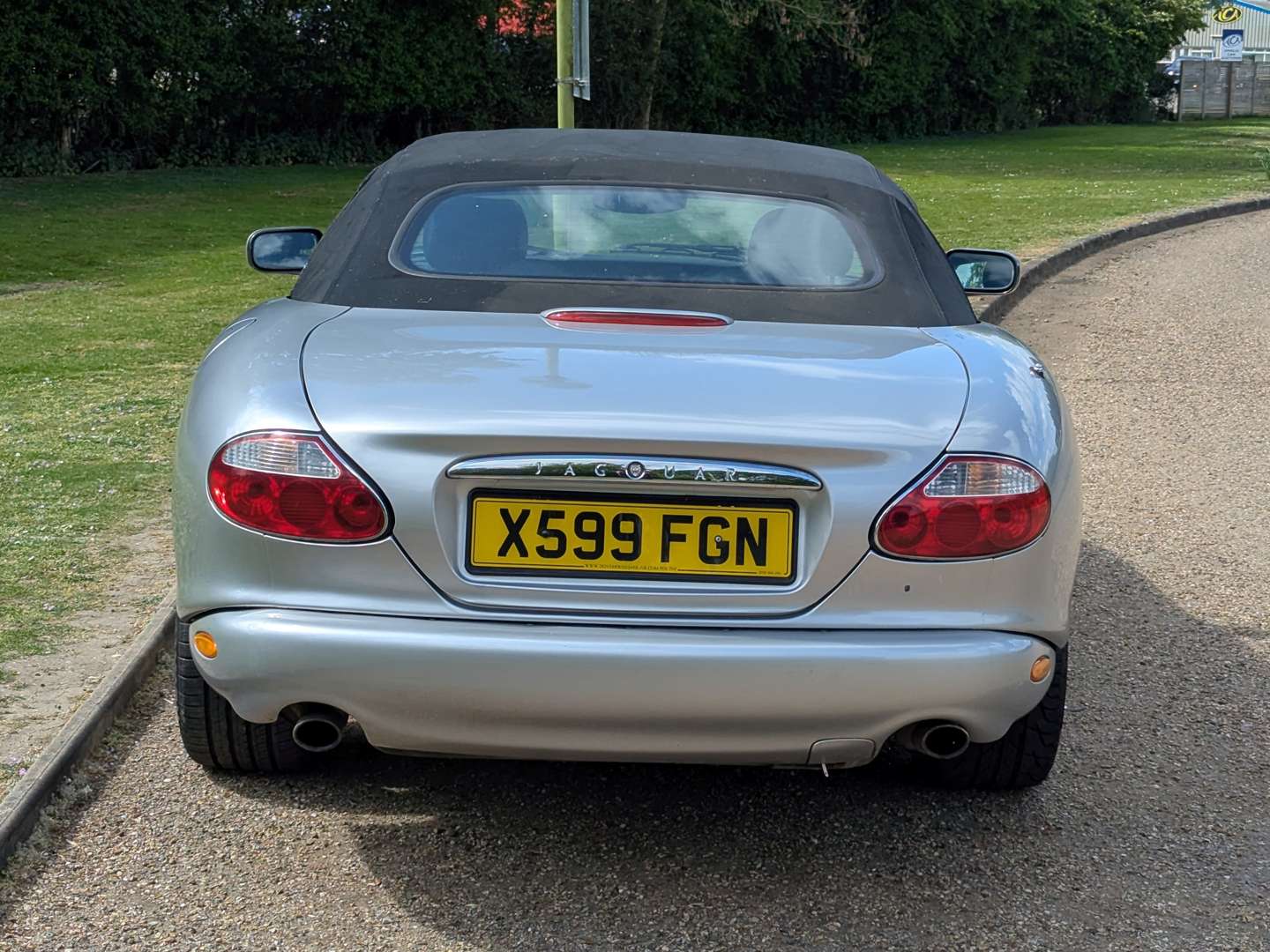 <p>2001 JAGUAR XK8 CONVERTIBLE AUTO</p>