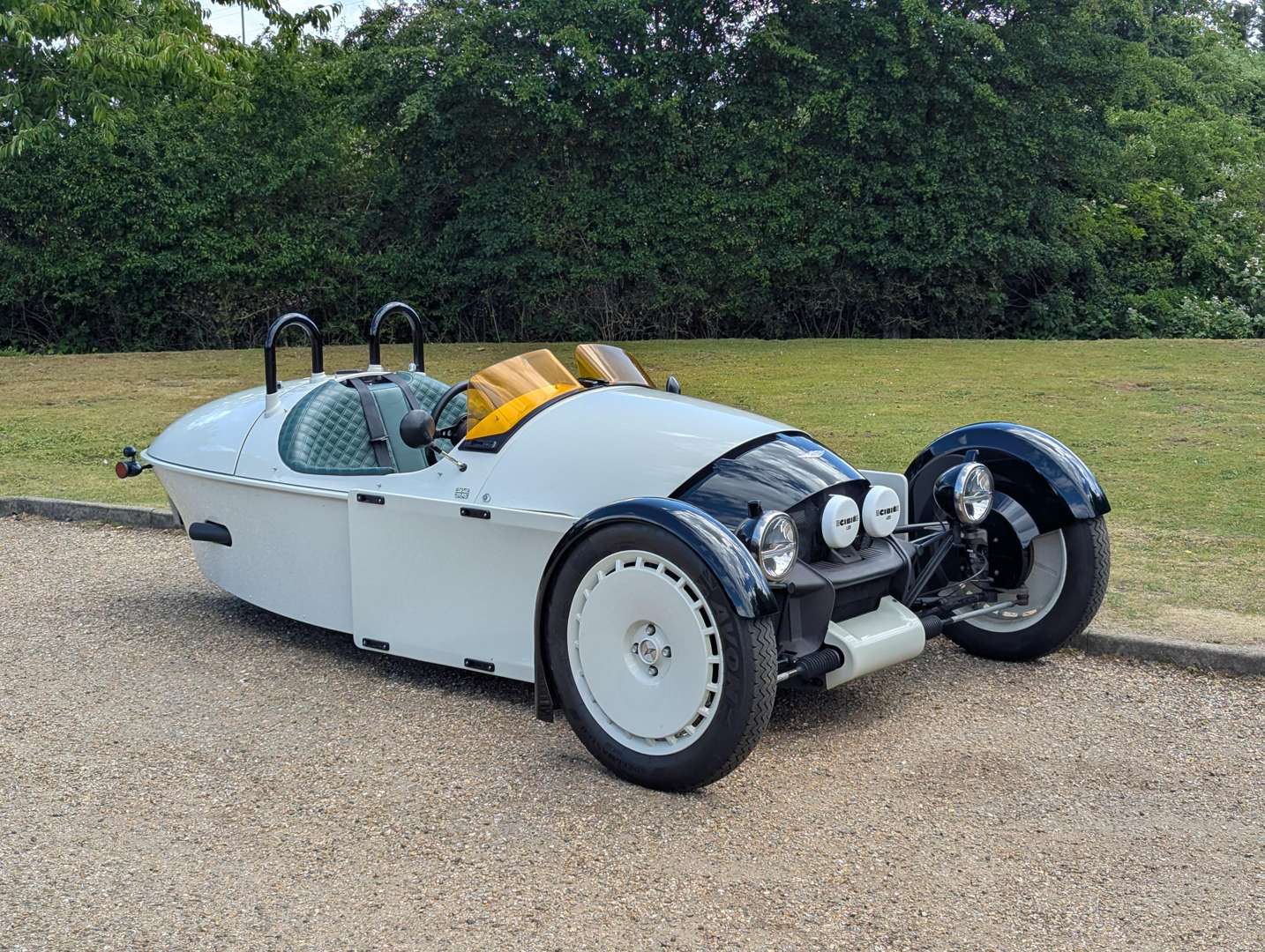 <p>2022 MORGAN 3 WHEELER SUPER TRIO</p>