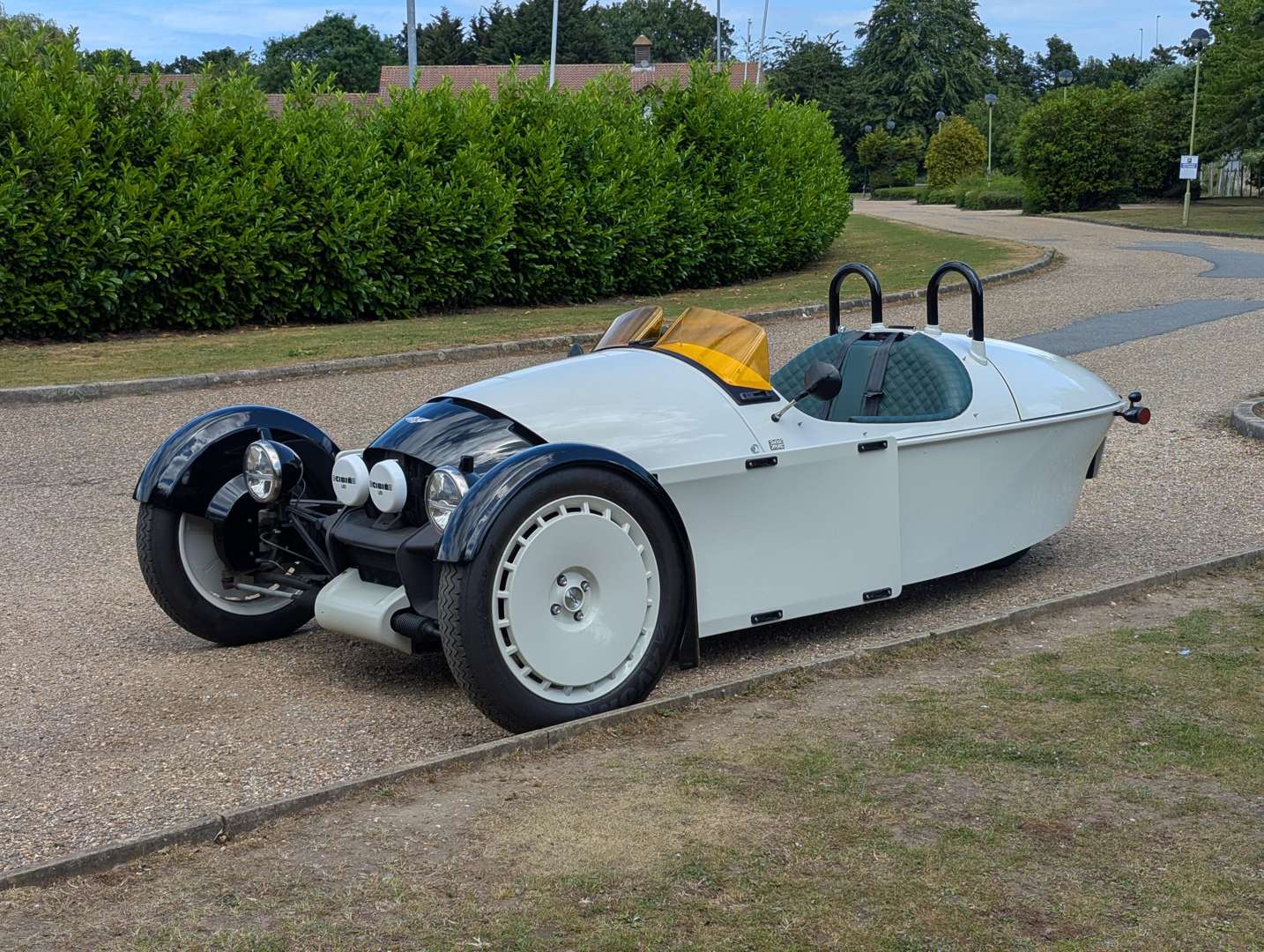 <p>2022 MORGAN 3 WHEELER SUPER TRIO</p>