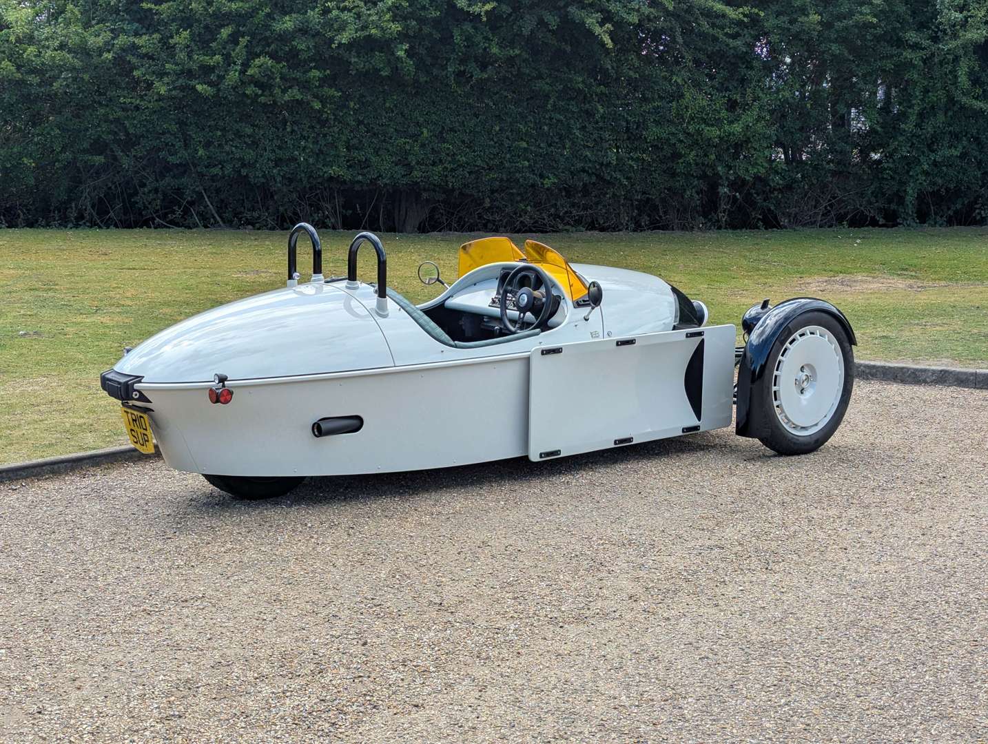 <p>2022 MORGAN 3 WHEELER SUPER TRIO</p>