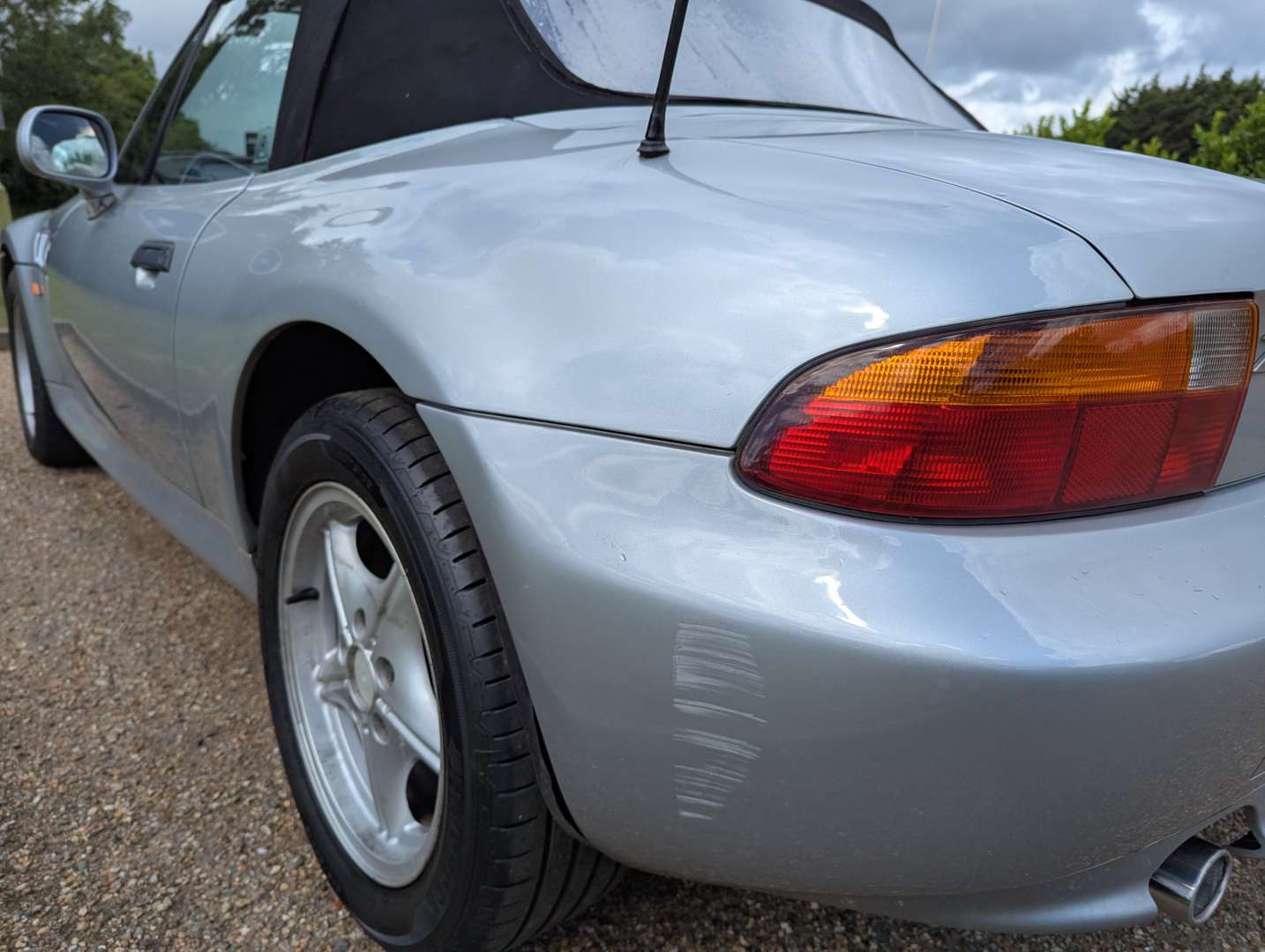 <p>1998 BMW Z3</p>
