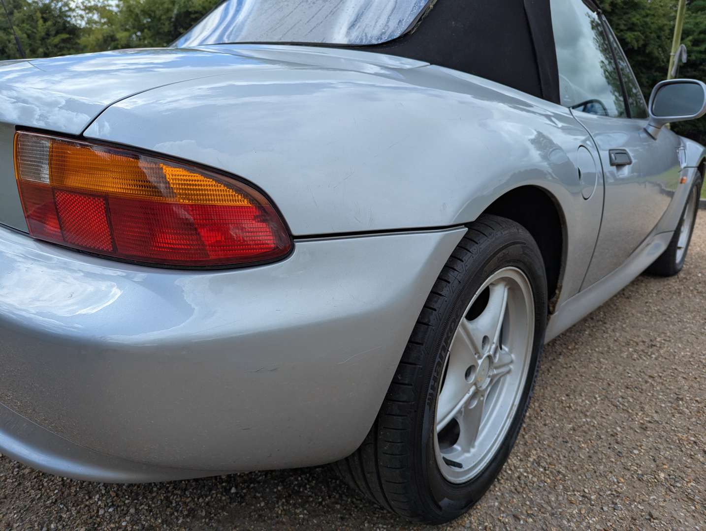 <p>1998 BMW Z3</p>