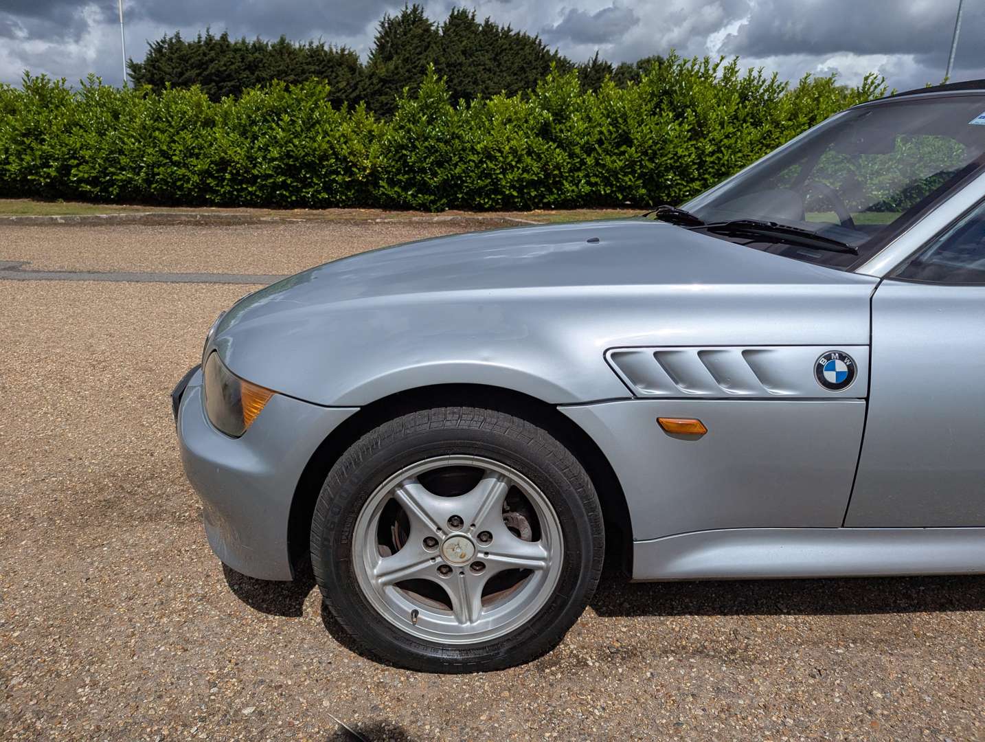 <p>1998 BMW Z3</p>