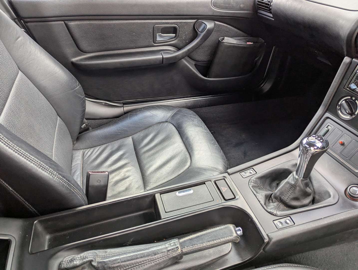 <p>1998 BMW Z3</p>
