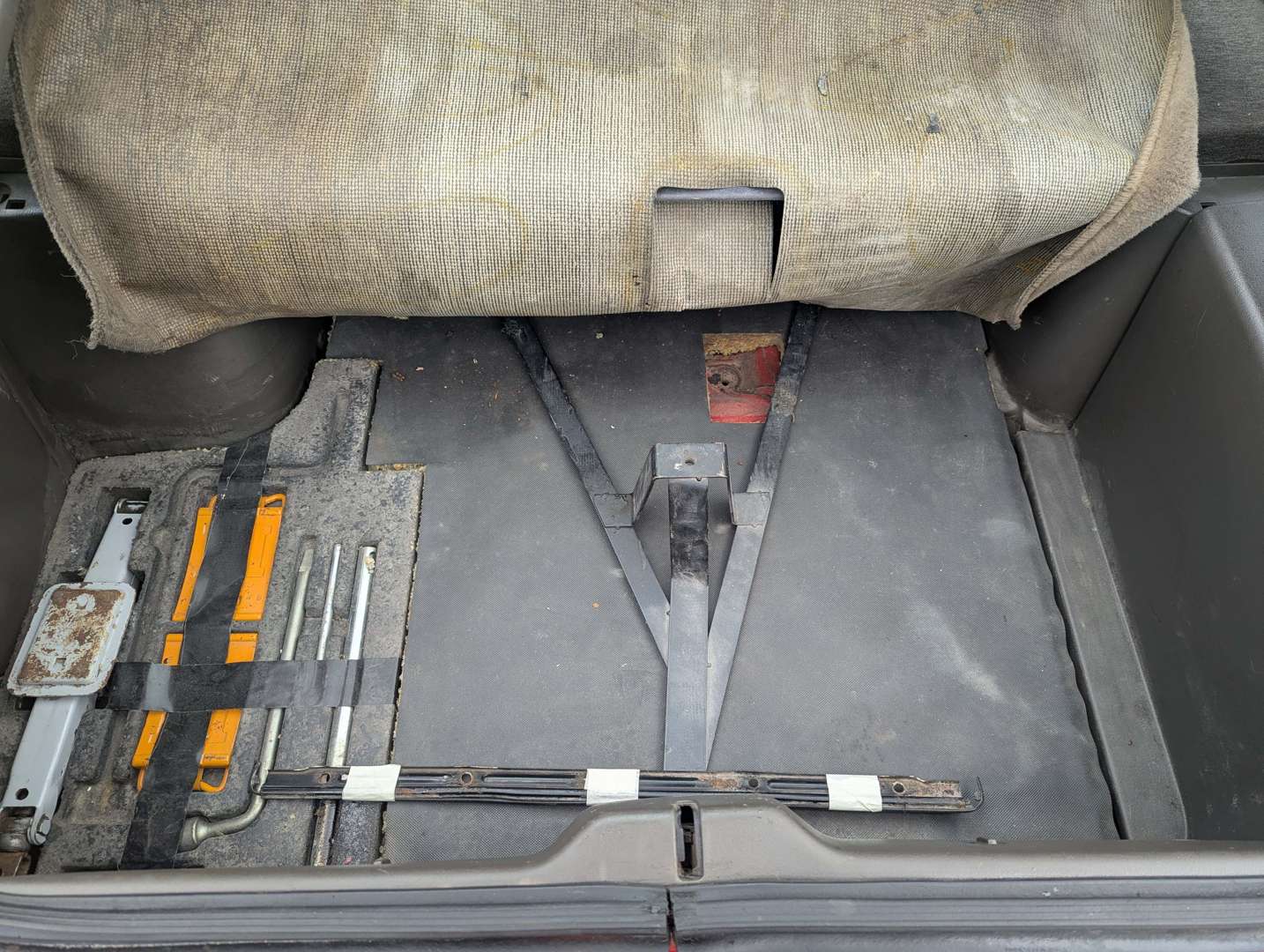 <p>1984 NISSAN 300ZX Z31 TURBO MANUAL</p>
