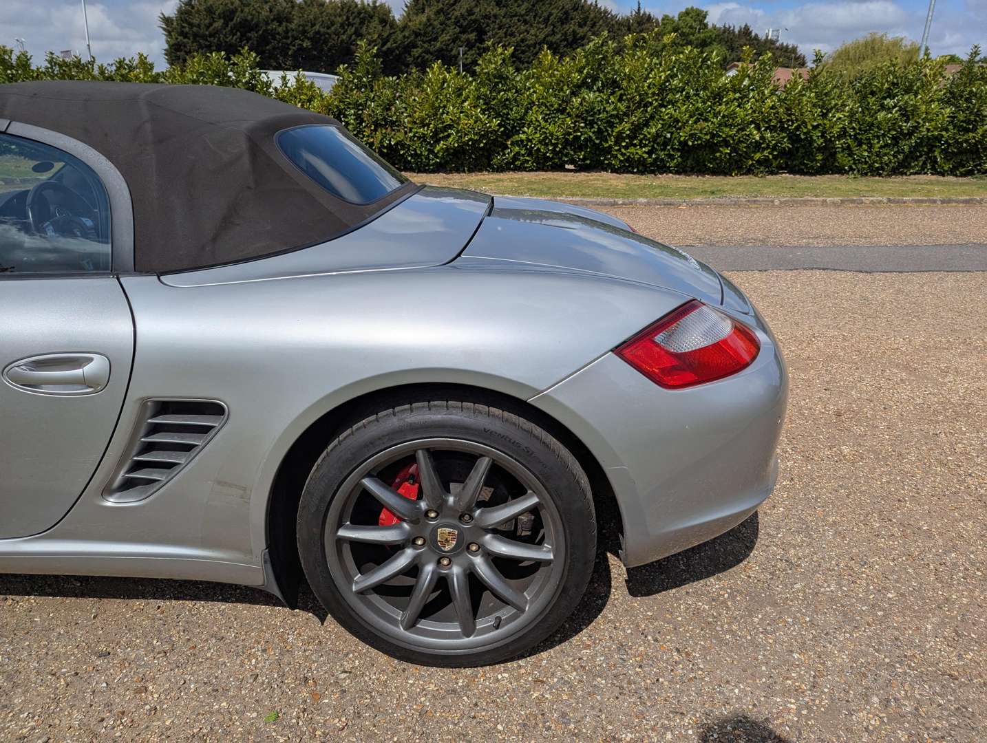 <p>2006 PORSCHE BOXSTER 3.4S</p>