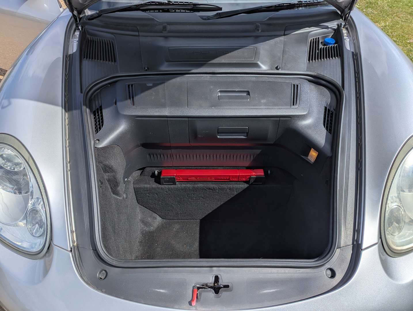 <p>2006 PORSCHE BOXSTER 3.4S</p>