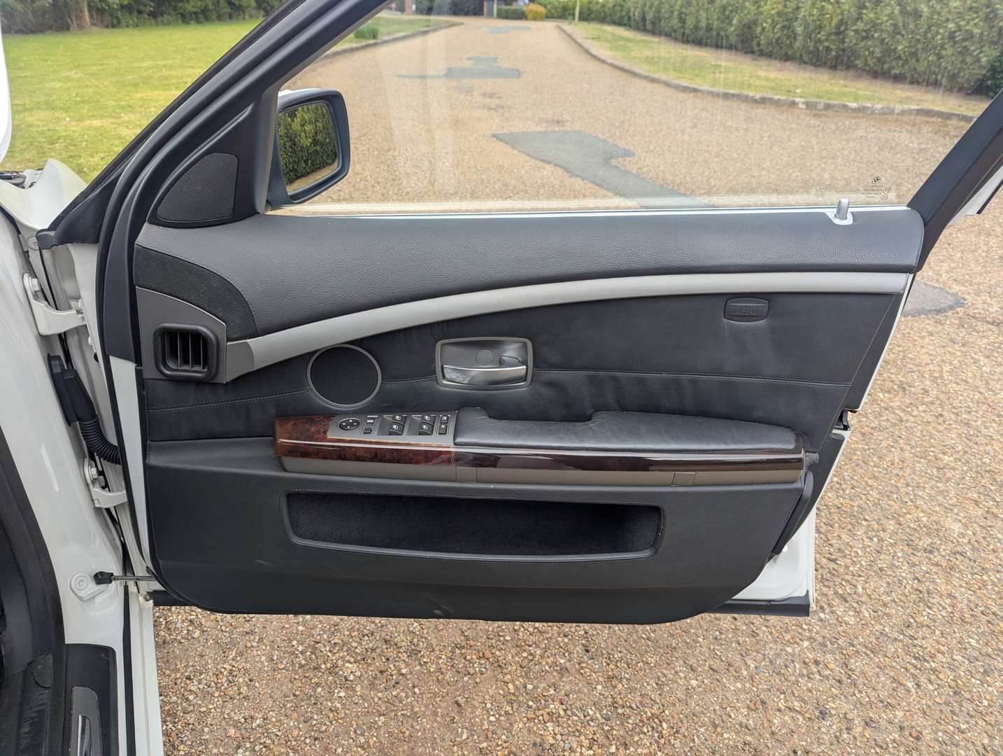 <p>2005 BMW 760I E66 LWB</p>