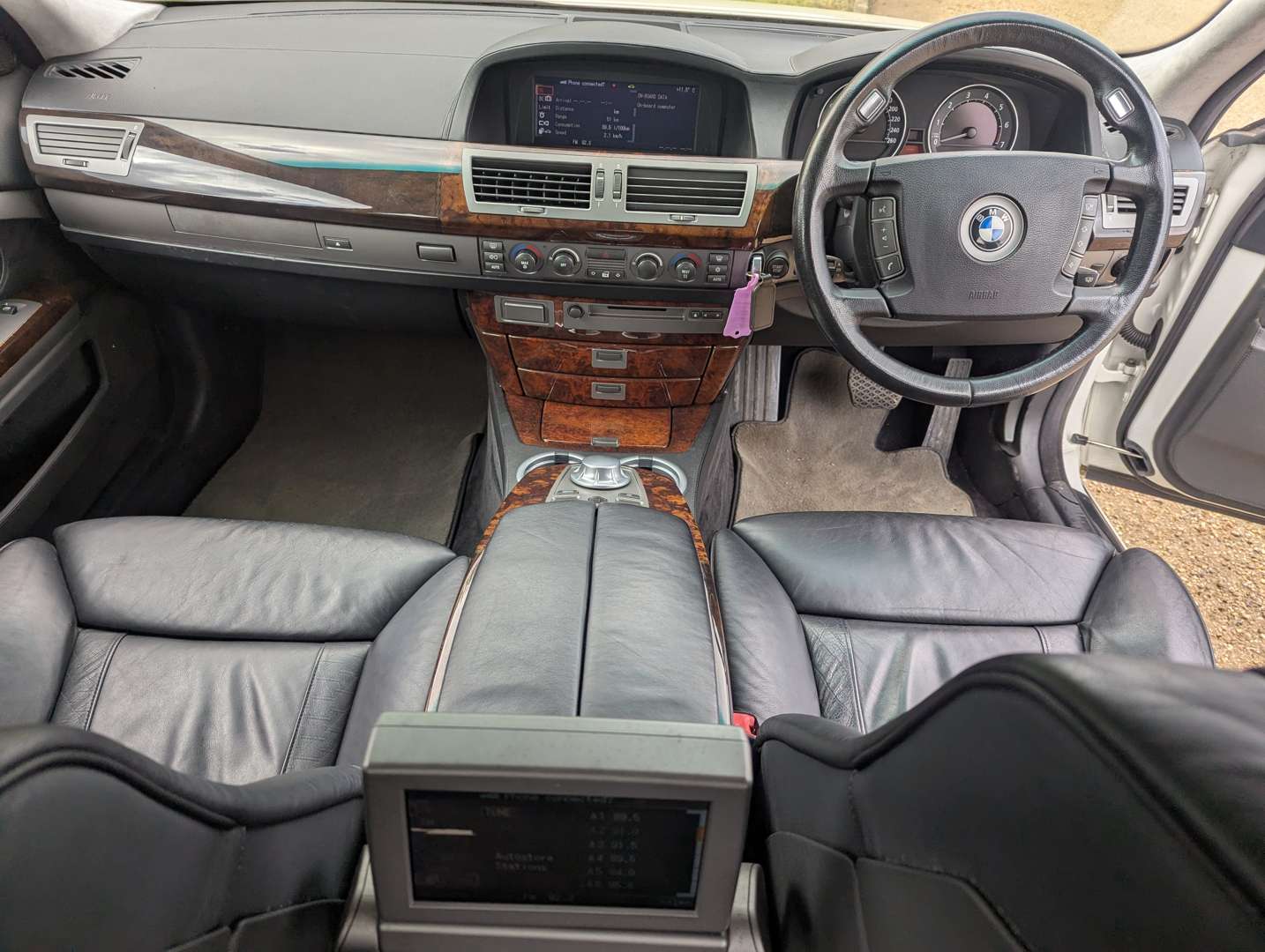 <p>2005 BMW 760I E66 LWB</p>