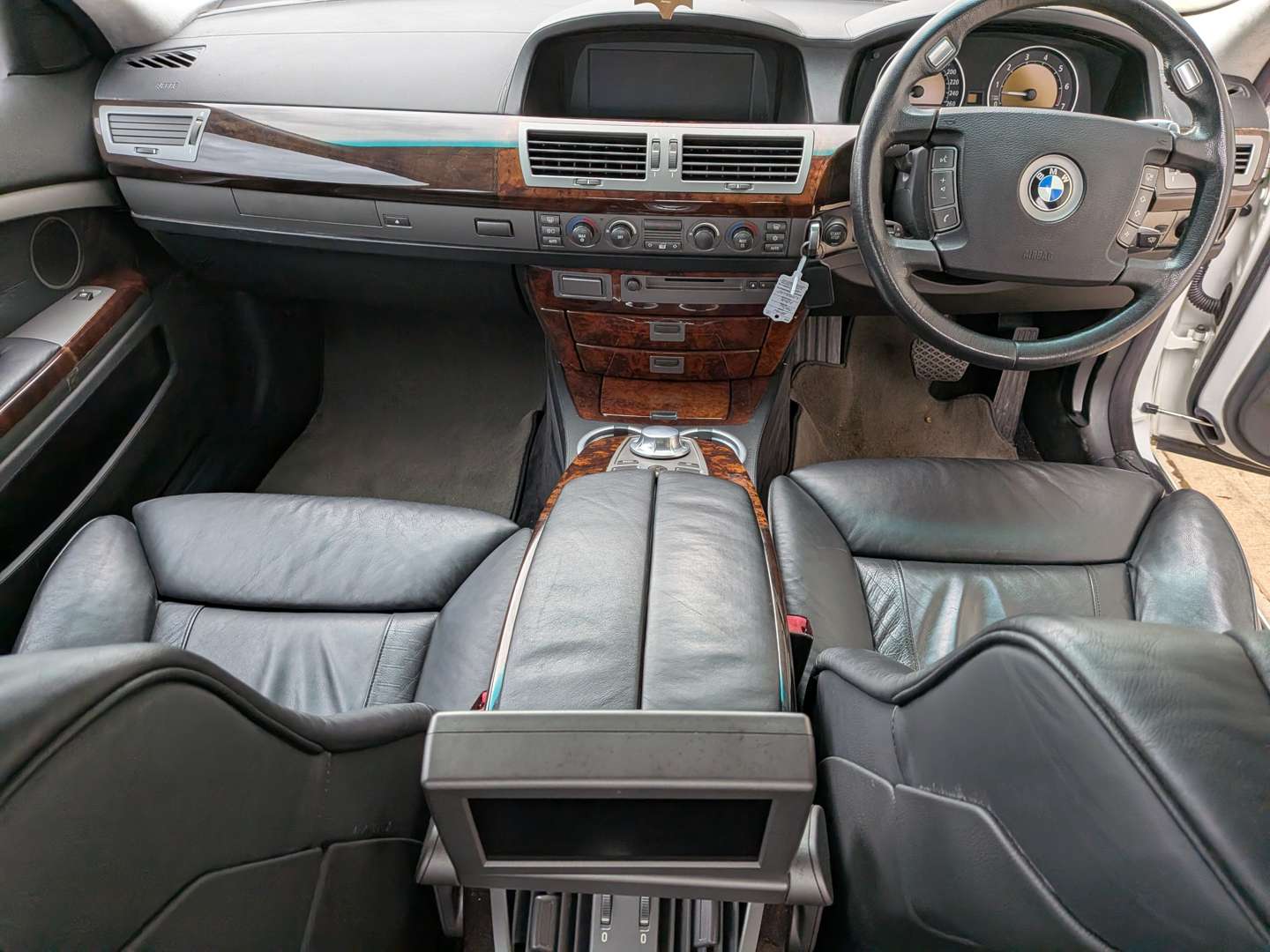 <p>2005 BMW 760I E66 LWB</p>
