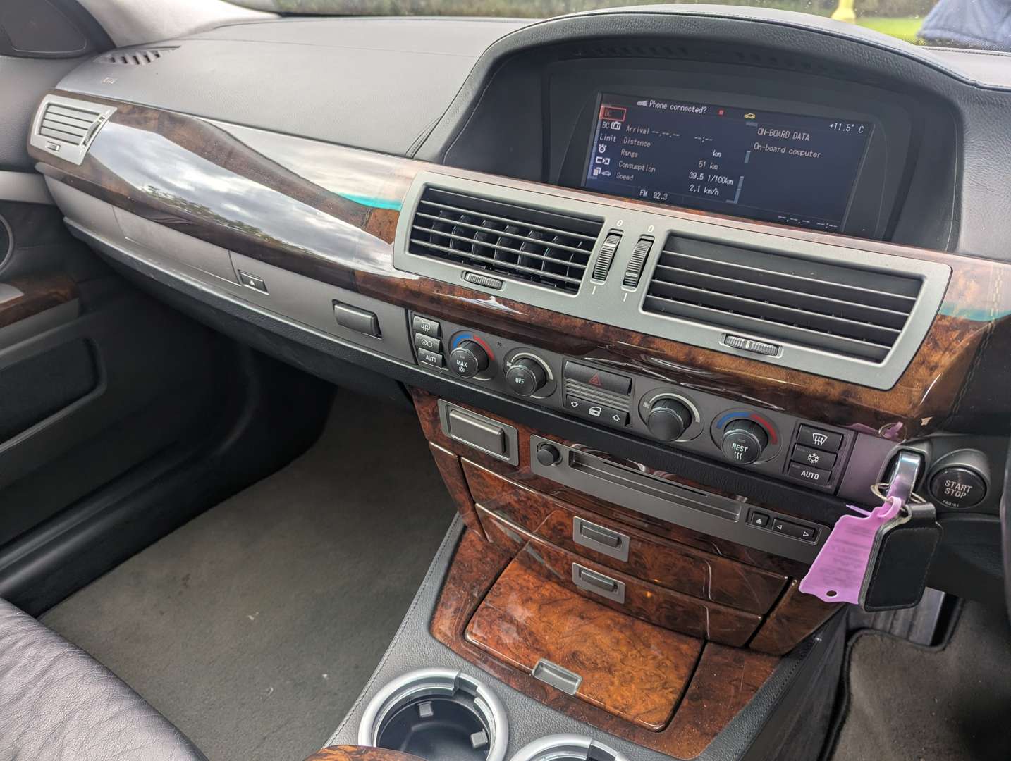 <p>2005 BMW 760I E66 LWB</p>