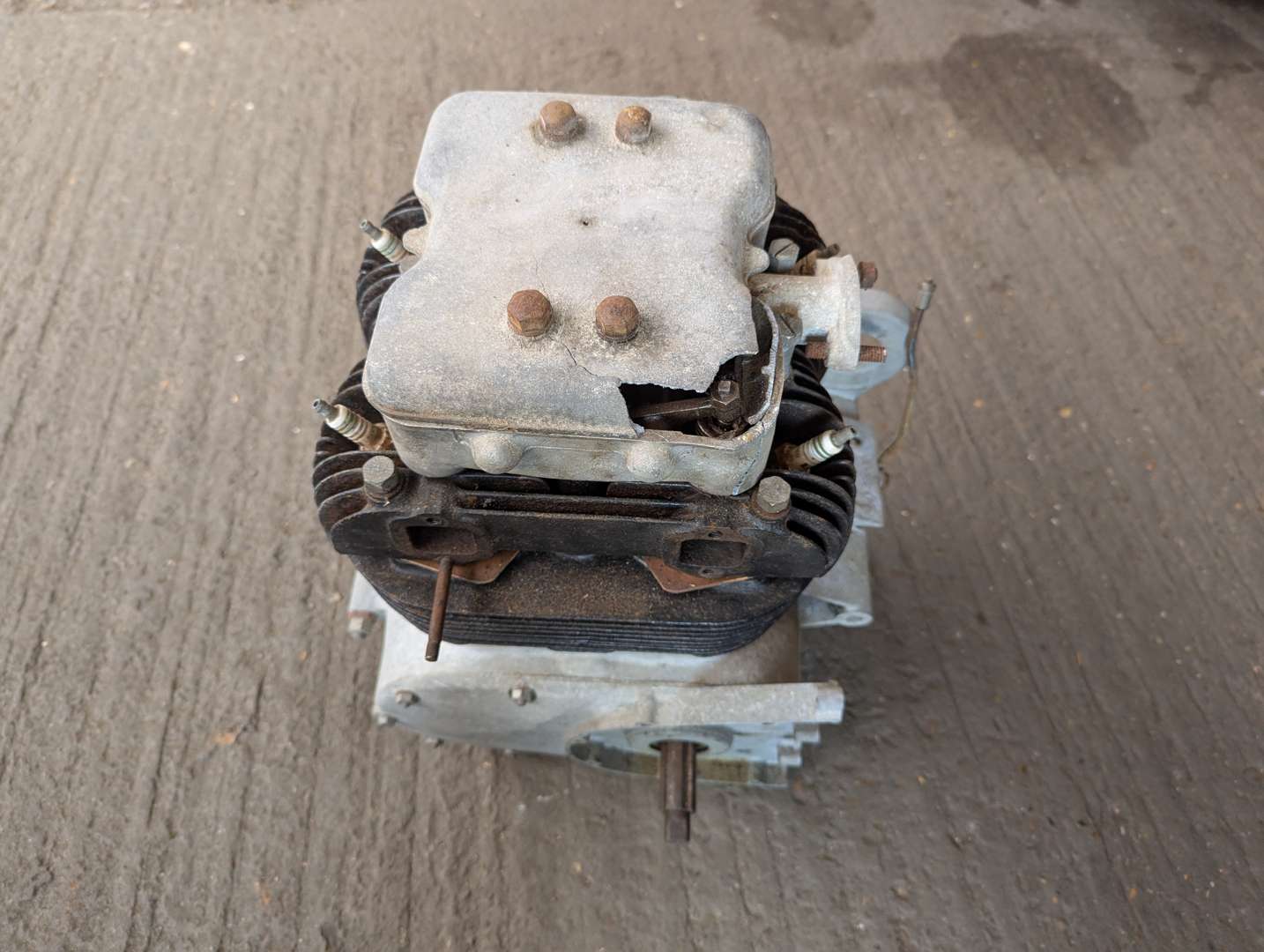 <p>1947 ARIEL SQUARE FOUR</p>