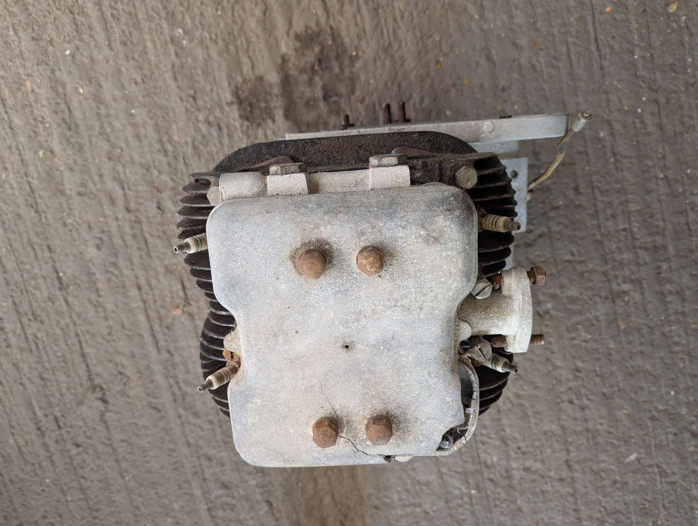 <p>1947 ARIEL SQUARE FOUR</p>