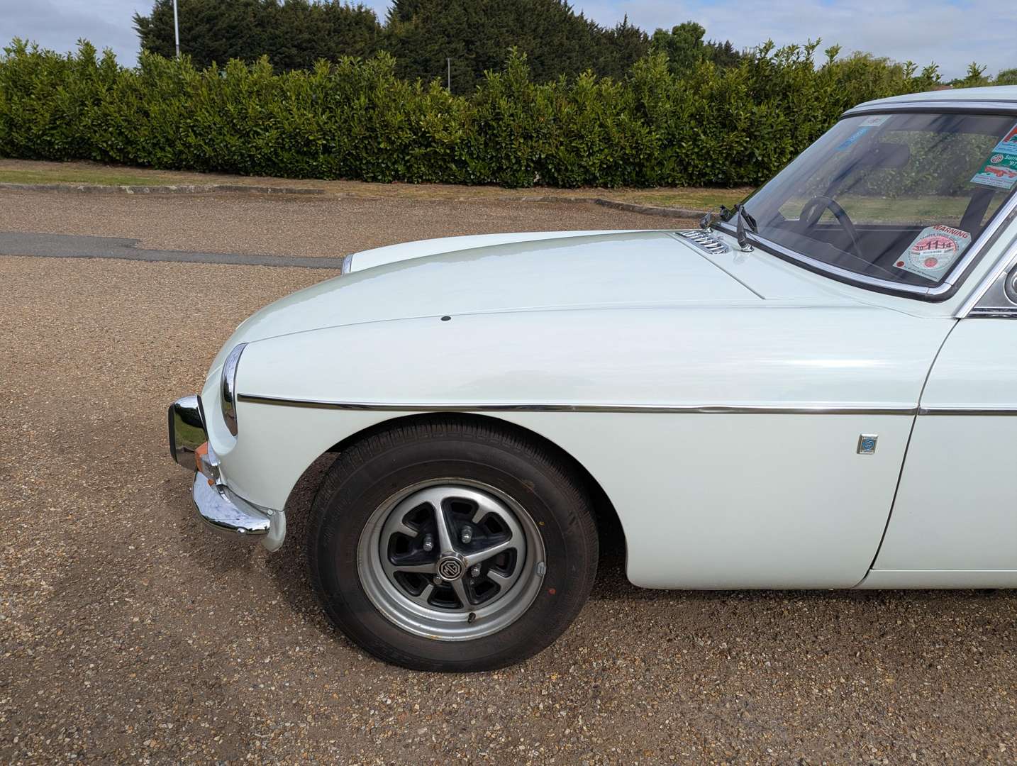 <p>1972 MG B GT</p>