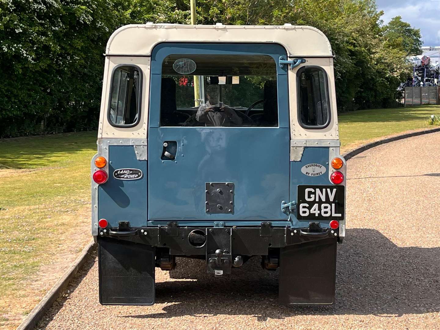 <p>1972 LAND ROVER 88" SERIES III&nbsp;</p>