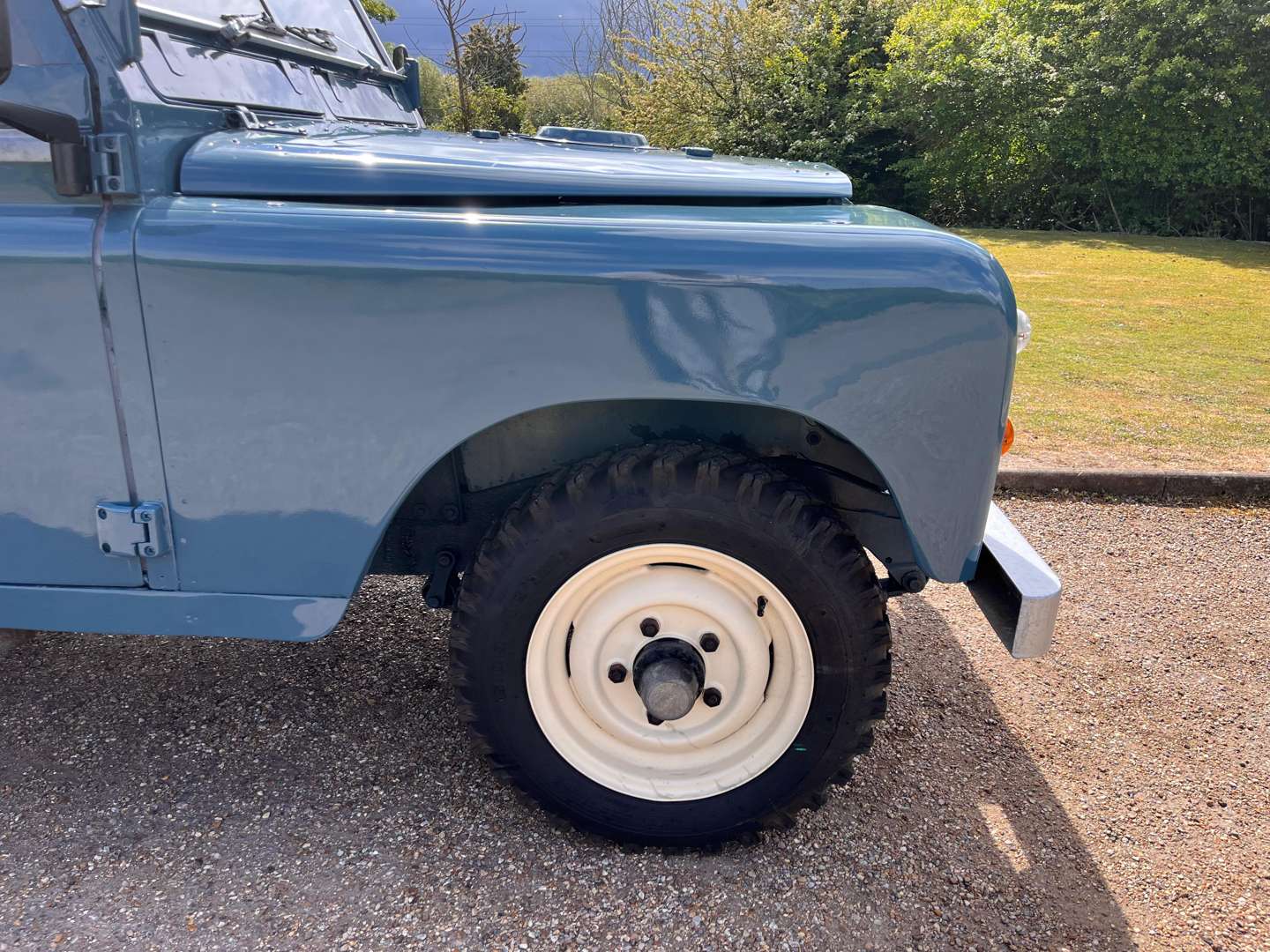 <p>1972 LAND ROVER 88" SERIES III&nbsp;</p>
