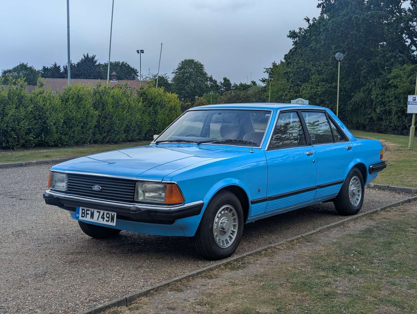 <p>1981 FORD GRANADA</p>