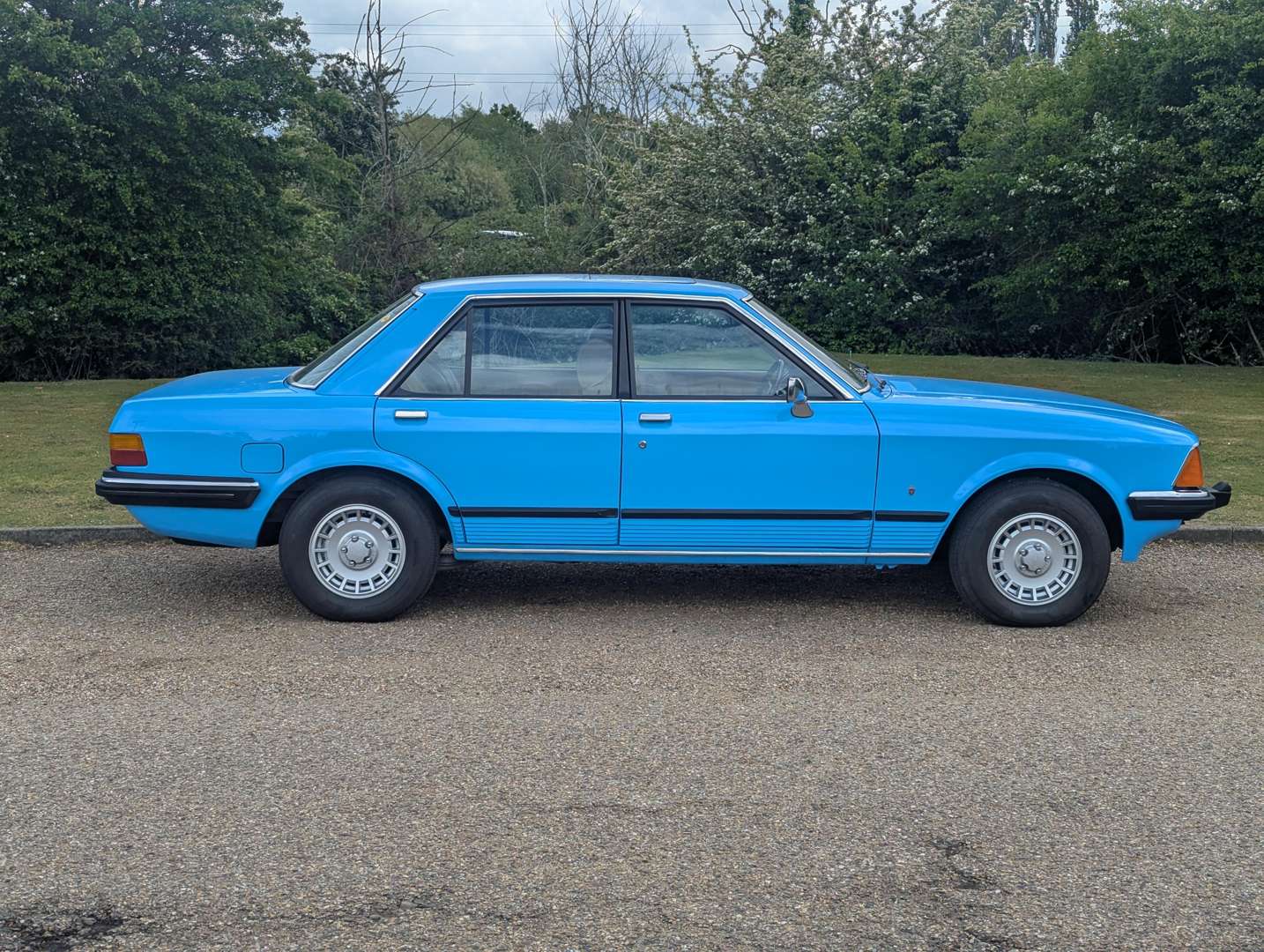 <p>1981 FORD GRANADA</p>